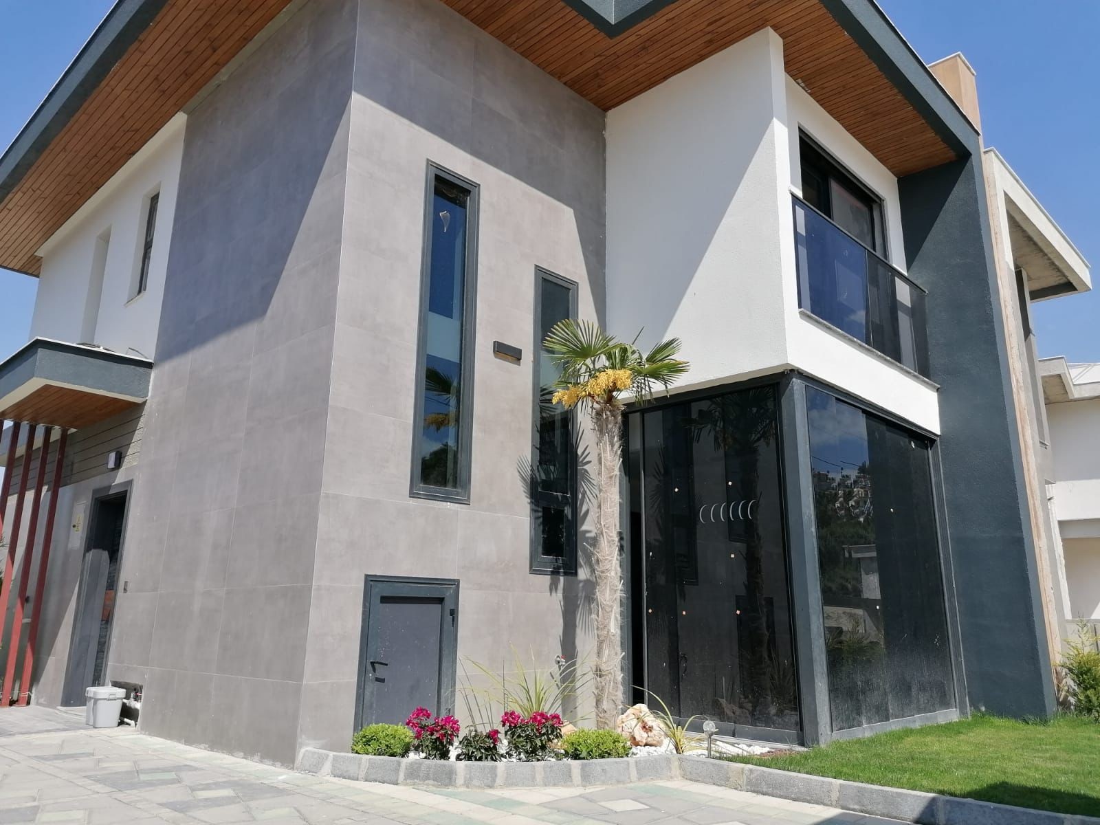 ЭЛИТНЫЕ СТРОЯЩИЕСЯ КВАРТИРЫ 2+1 В КУШАДАСЫ.