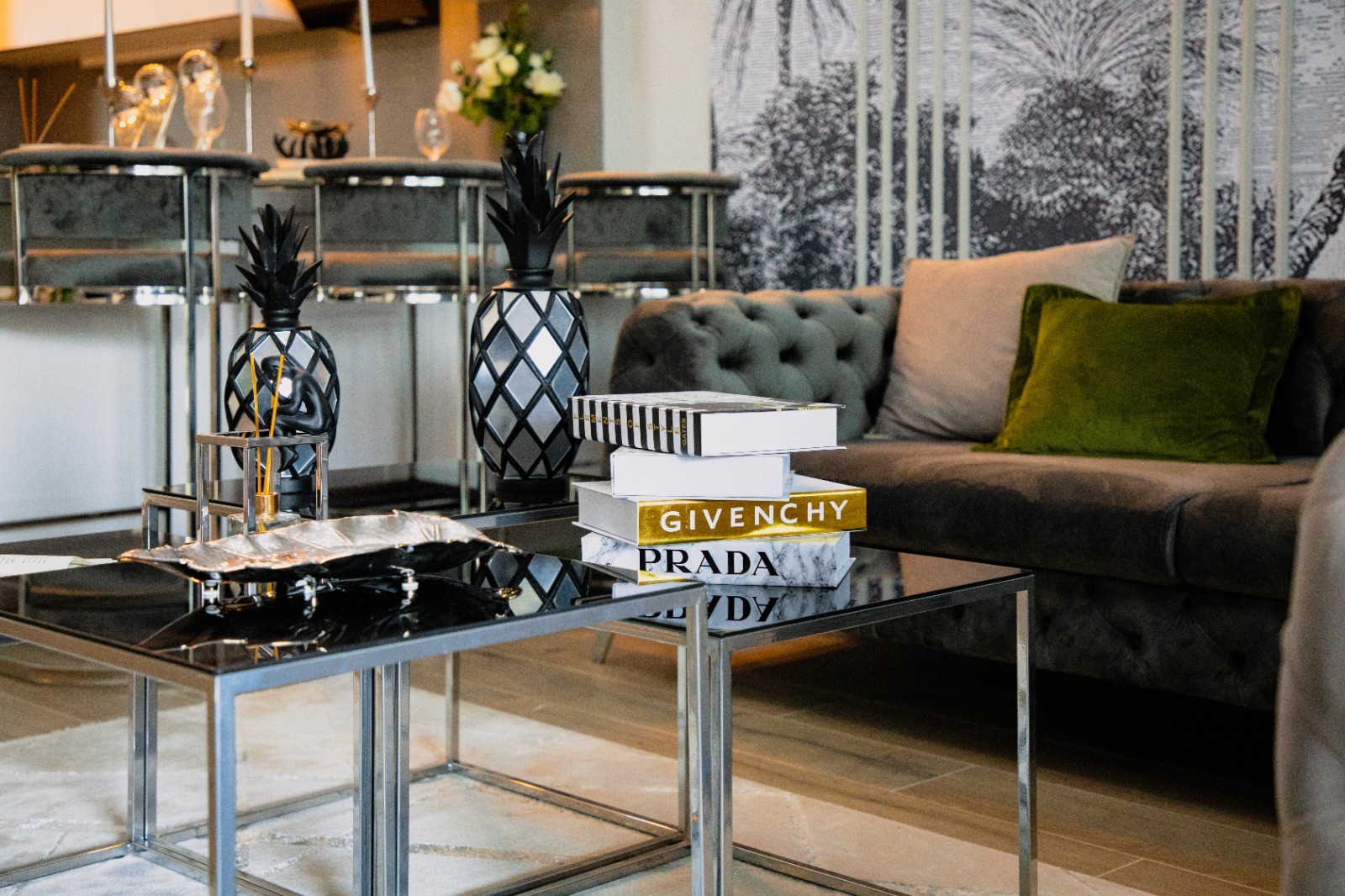 ОТДЕЛЬНАЯ ВИЛЛА НА ПЕРВОЙ БЕРЕГОВОЙ ЛИНИИ В РАЙОНЕ ДАВУТЛАР.