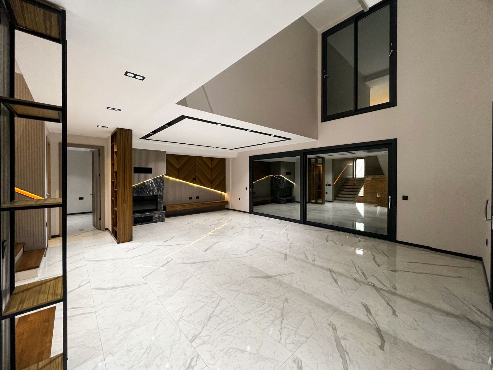 LUX PREMIUM QUALITY PRIVA VILLA'S IN TOWN CLOSE TO THE MALL & SEASIDE KUSADASİ