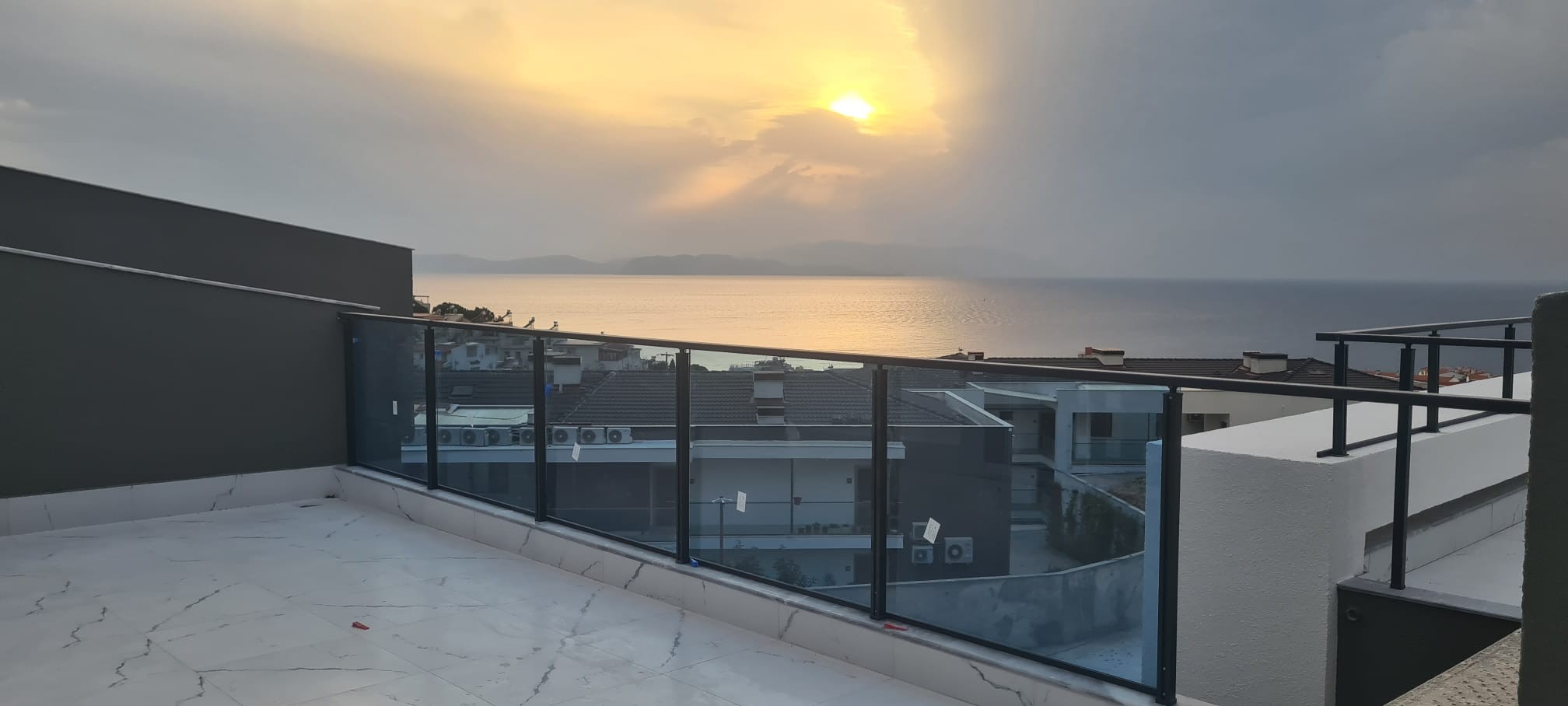 LADIES BEACH BRAND NEW  LUX RESIDENCE PROJECT CLOSE TO THE BEACH