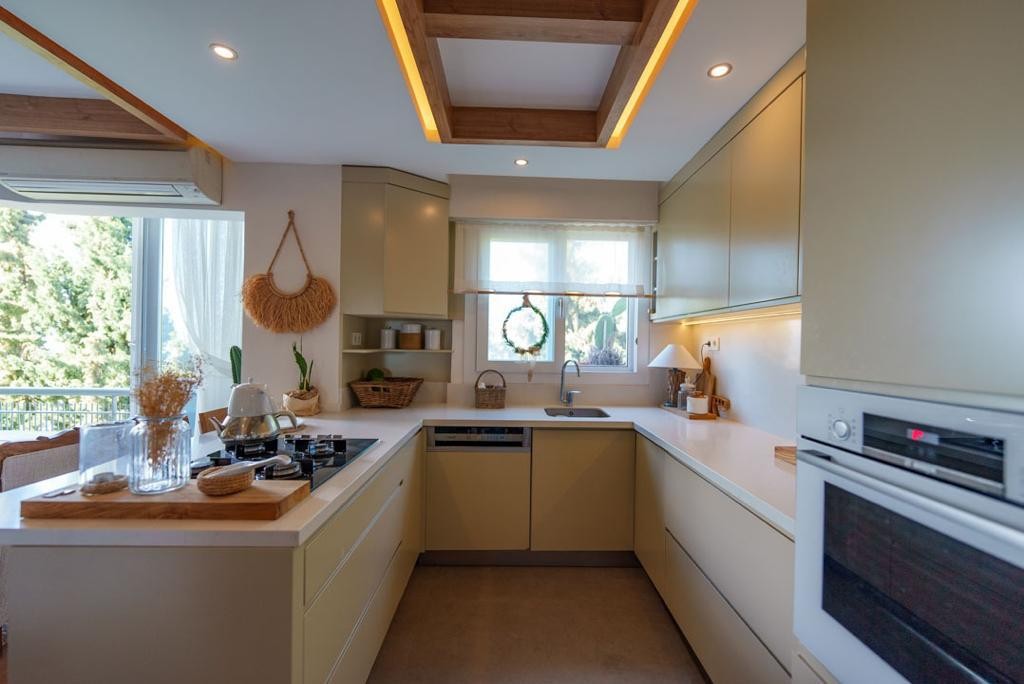 Sea View Penthouse Duplex: Where Scandinavian and Bohemian Styles Converge into a Living Space Beyond Urban Life