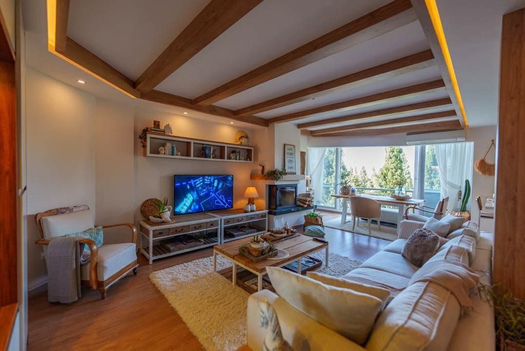 Sea View Penthouse Duplex: Where Scandinavian and Bohemian Styles Converge into a Living Space Beyond Urban Life