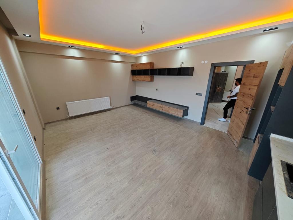 Exceptional 3-Bedroom Apartment for Your Modern Comfort