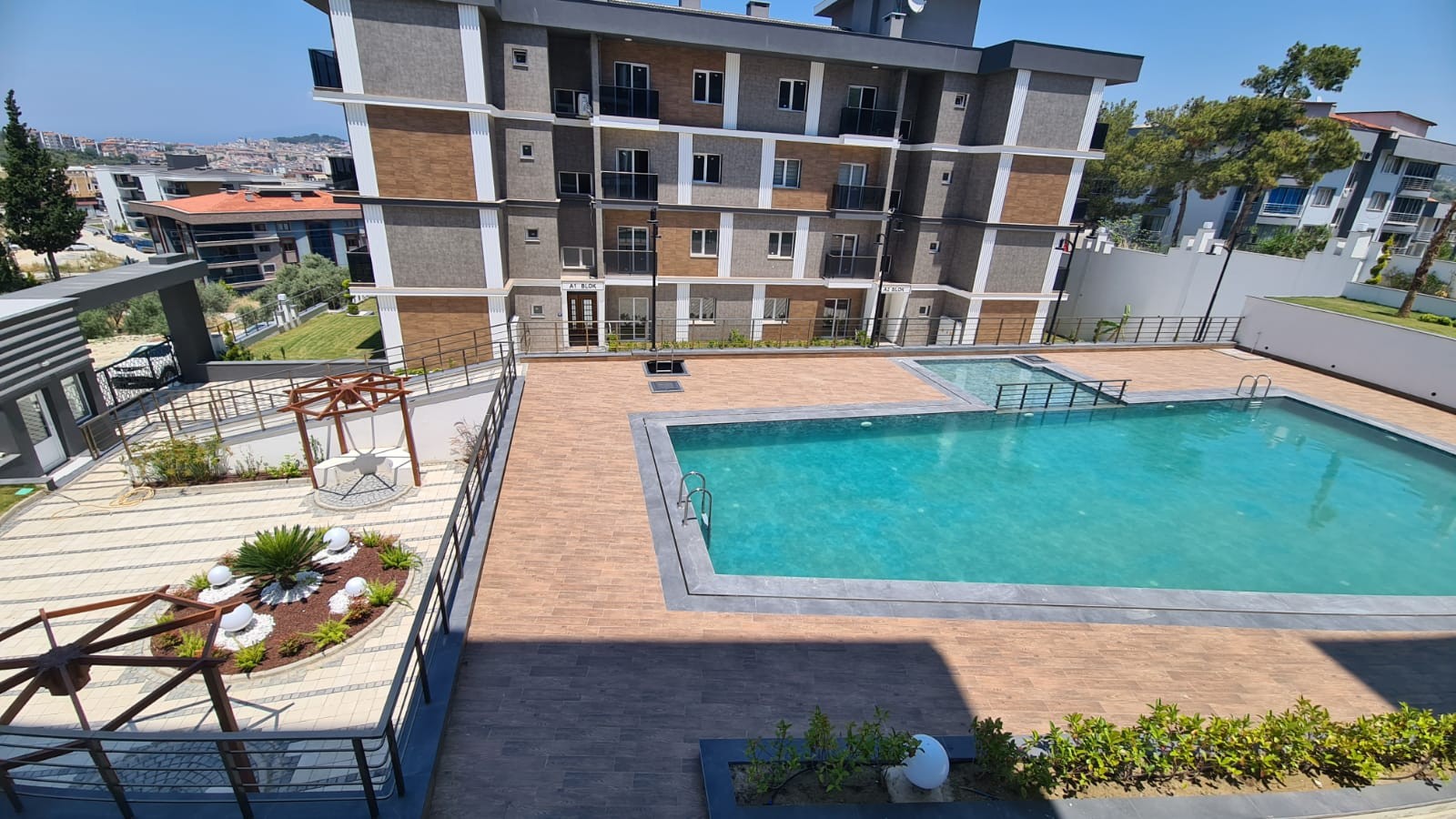 Exceptional 3-Bedroom Apartment for Your Modern Comfort