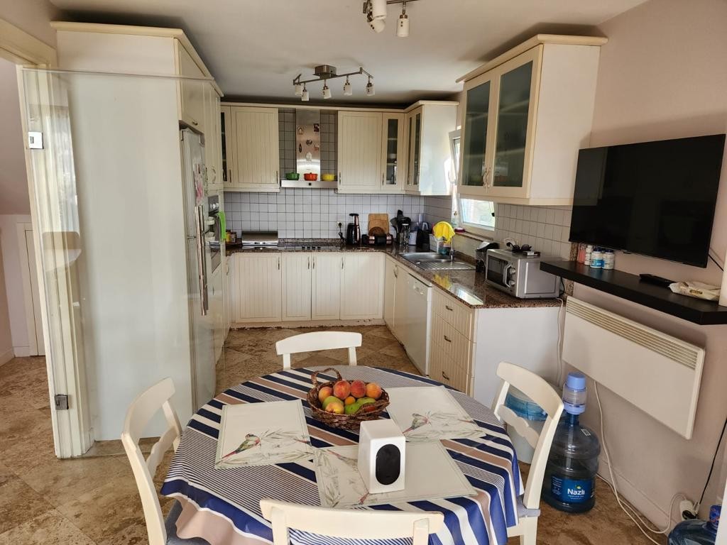 Spectacular Villa For Sale : Spacious Interior, Stunning Terrace, and Proximity to the Sea