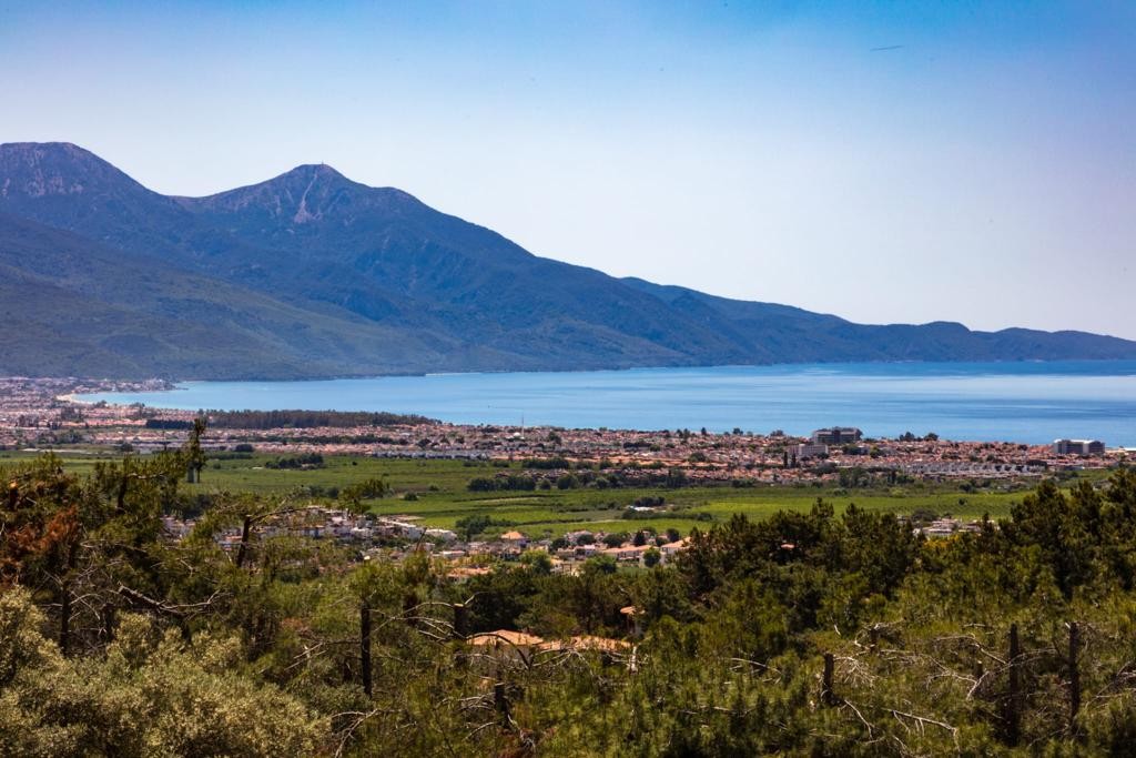 Stunning Farmhouse with Sea and Nature Views For Sale