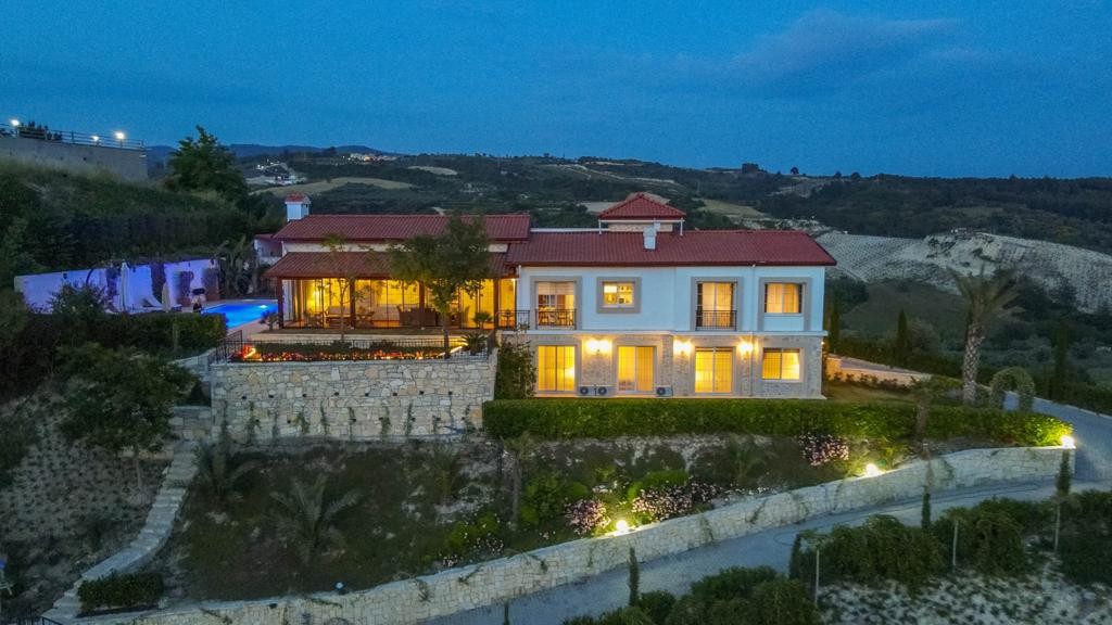 Stunning Farmhouse with Sea and Nature Views For Sale