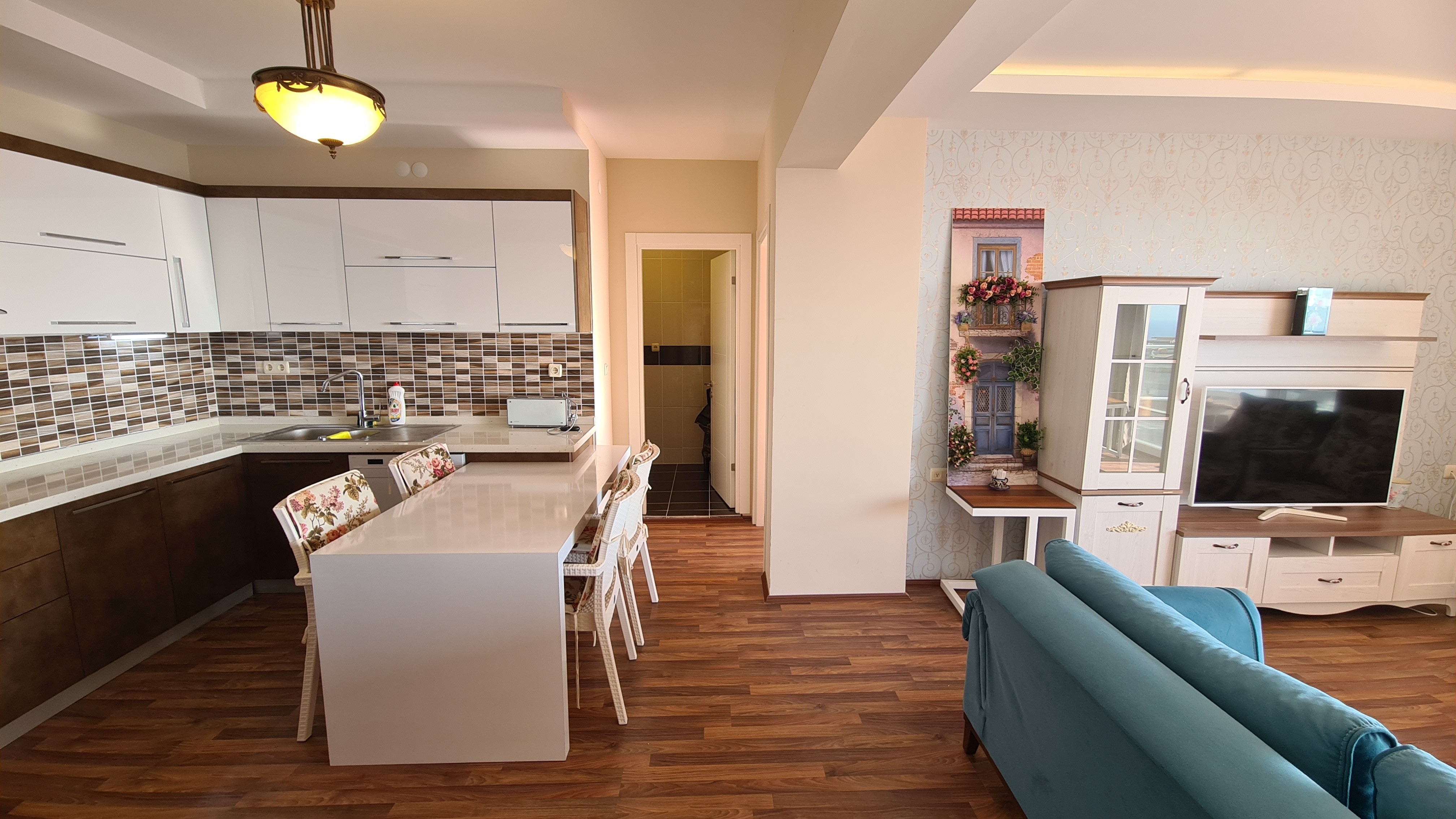 Fully furnished 3+1 flat with full sea view in the Aegean neighborhood