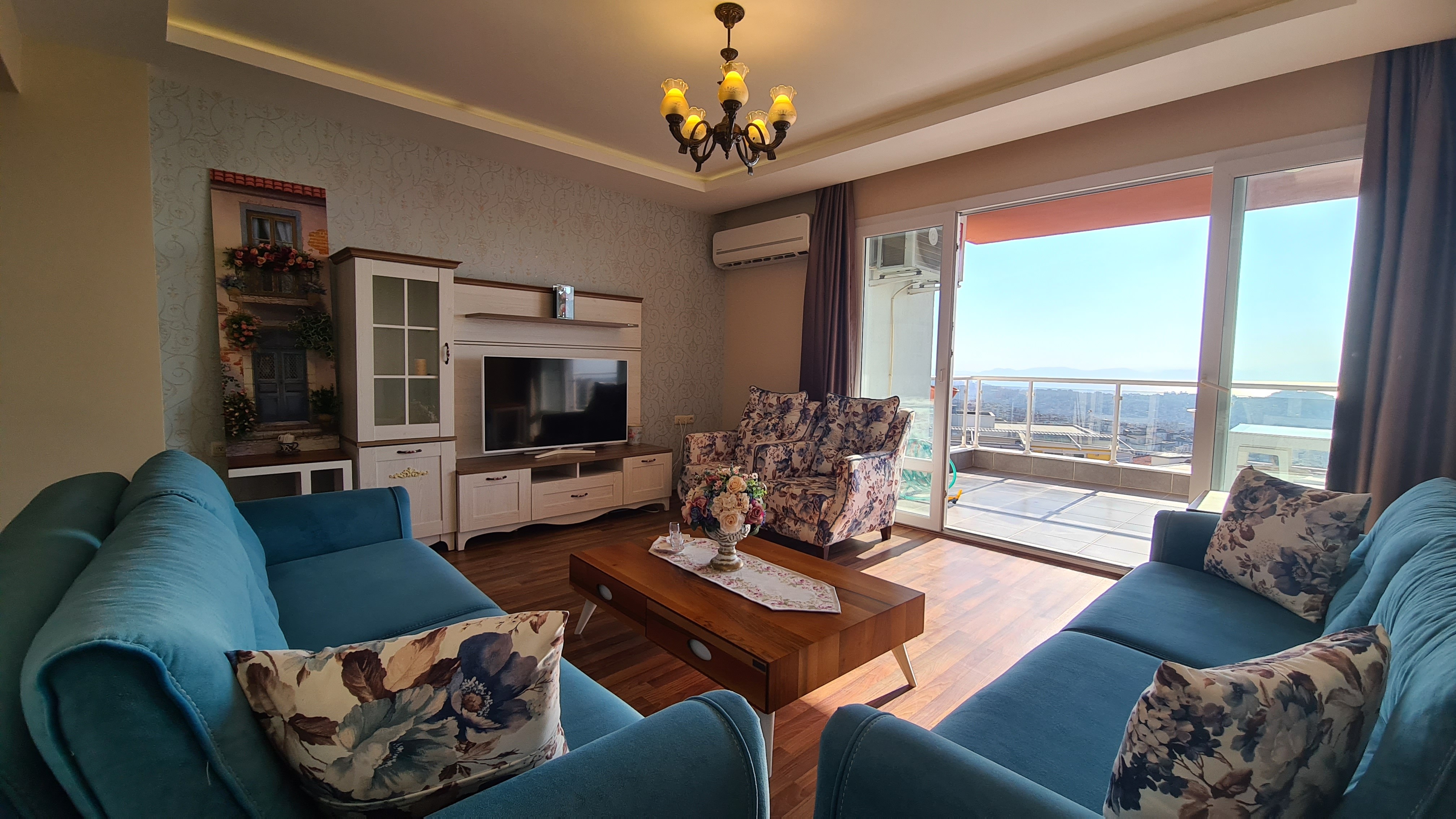 Fully furnished 3+1 flat with full sea view in the Aegean neighborhood
