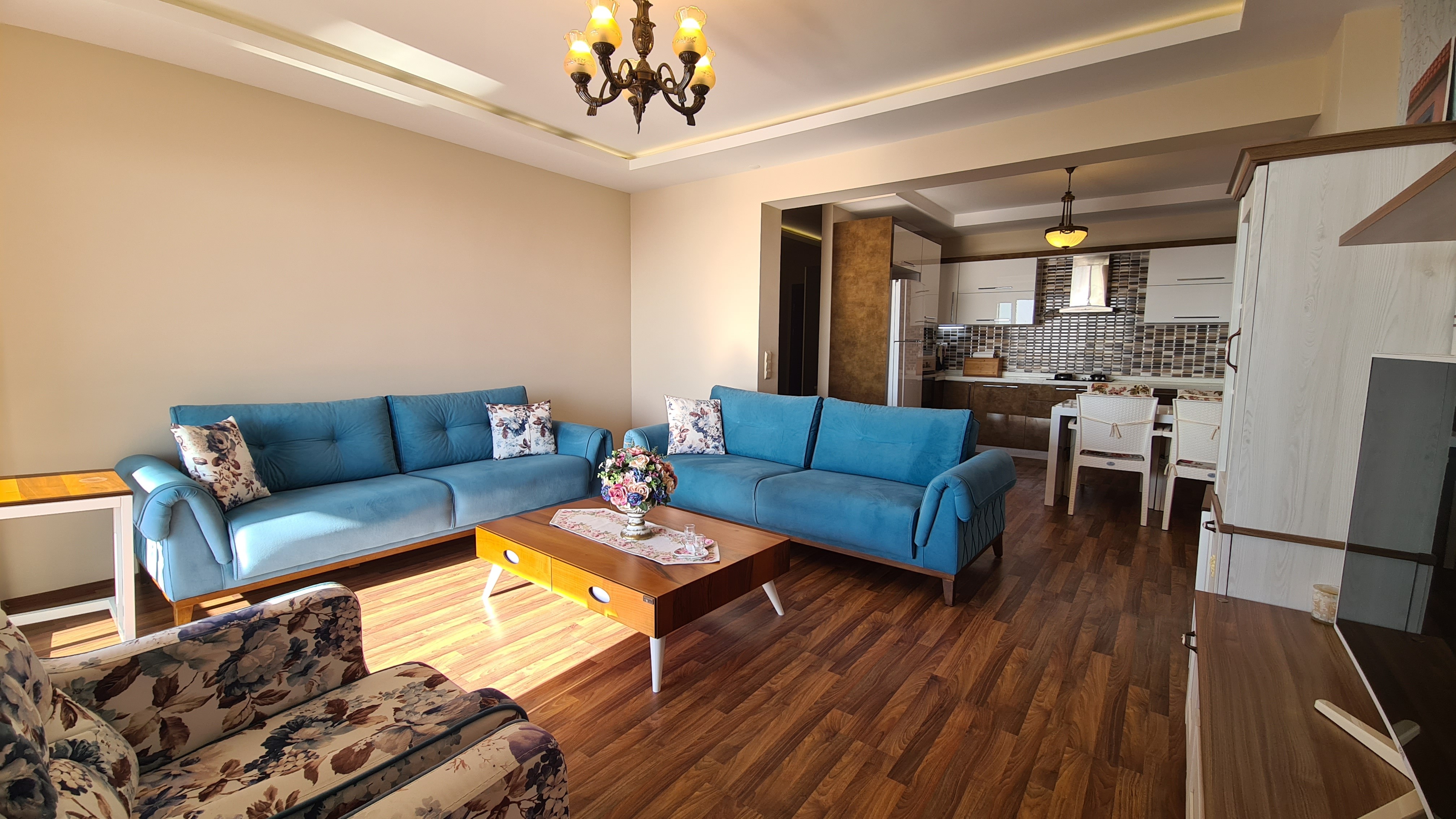 Fully furnished 3+1 flat with full sea view in the Aegean neighborhood