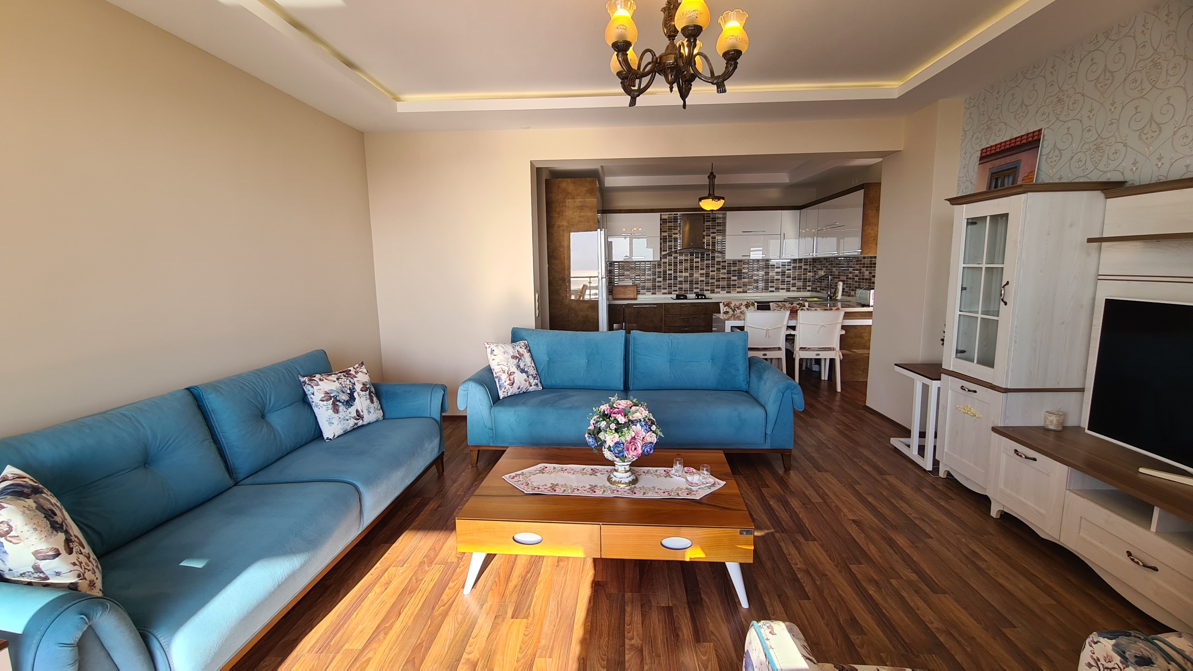 Fully furnished 3+1 flat with full sea view in the Aegean neighborhood