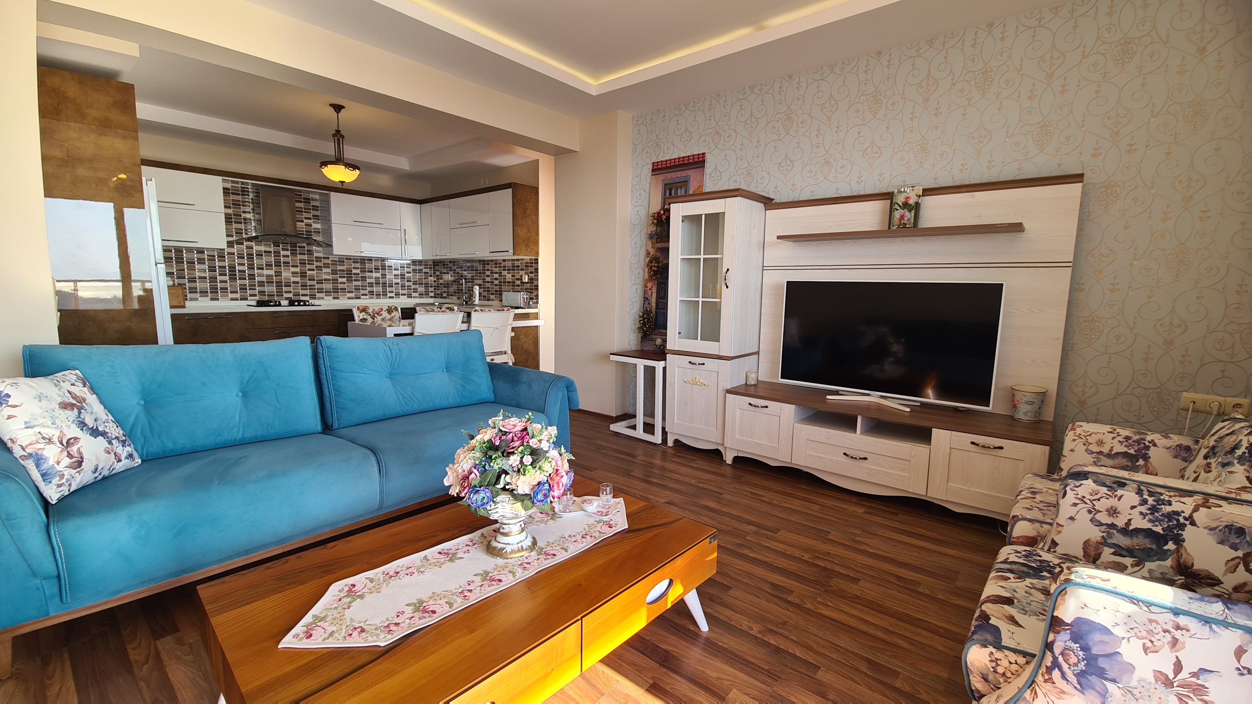 Fully furnished 3+1 flat with full sea view in the Aegean neighborhood