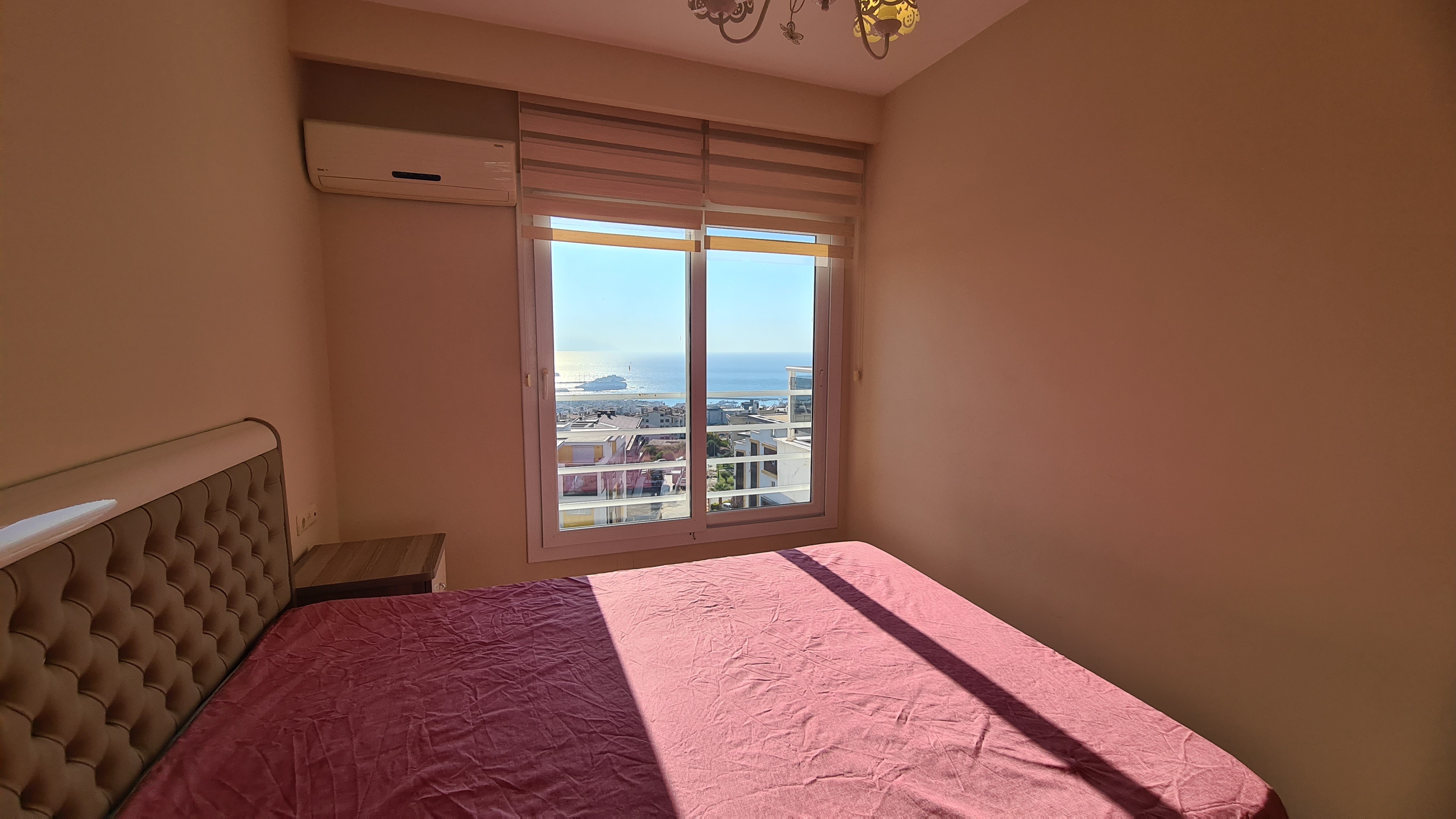 Fully furnished 3+1 flat with full sea view in the Aegean neighborhood