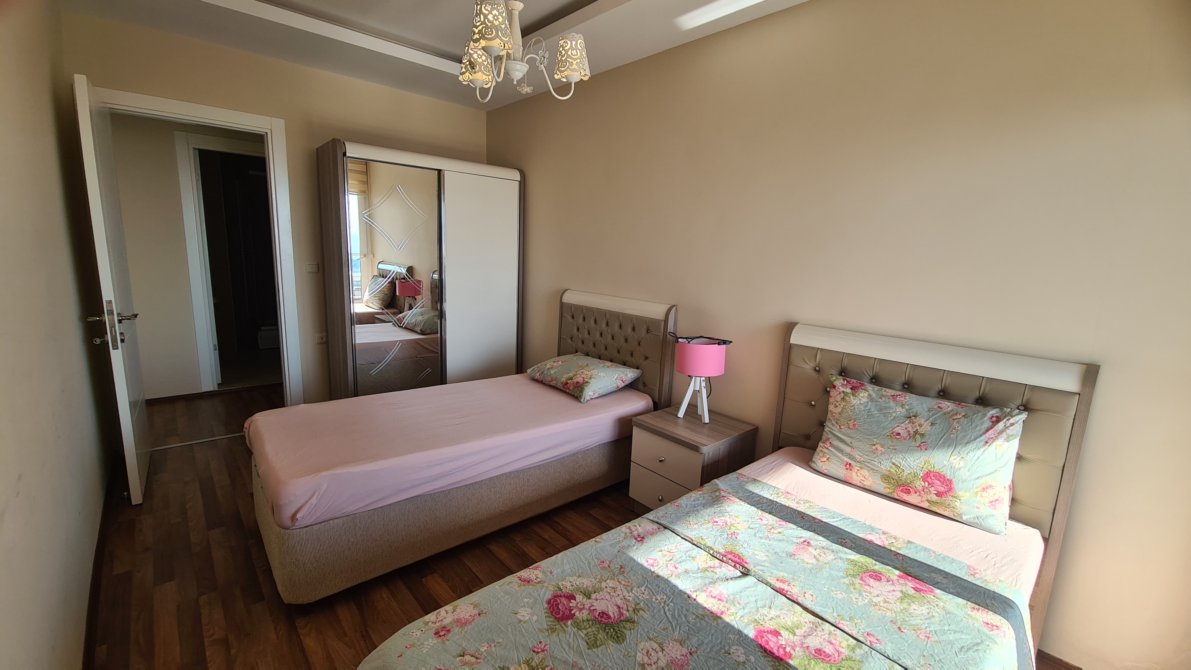 Fully furnished 3+1 flat with full sea view in the Aegean neighborhood