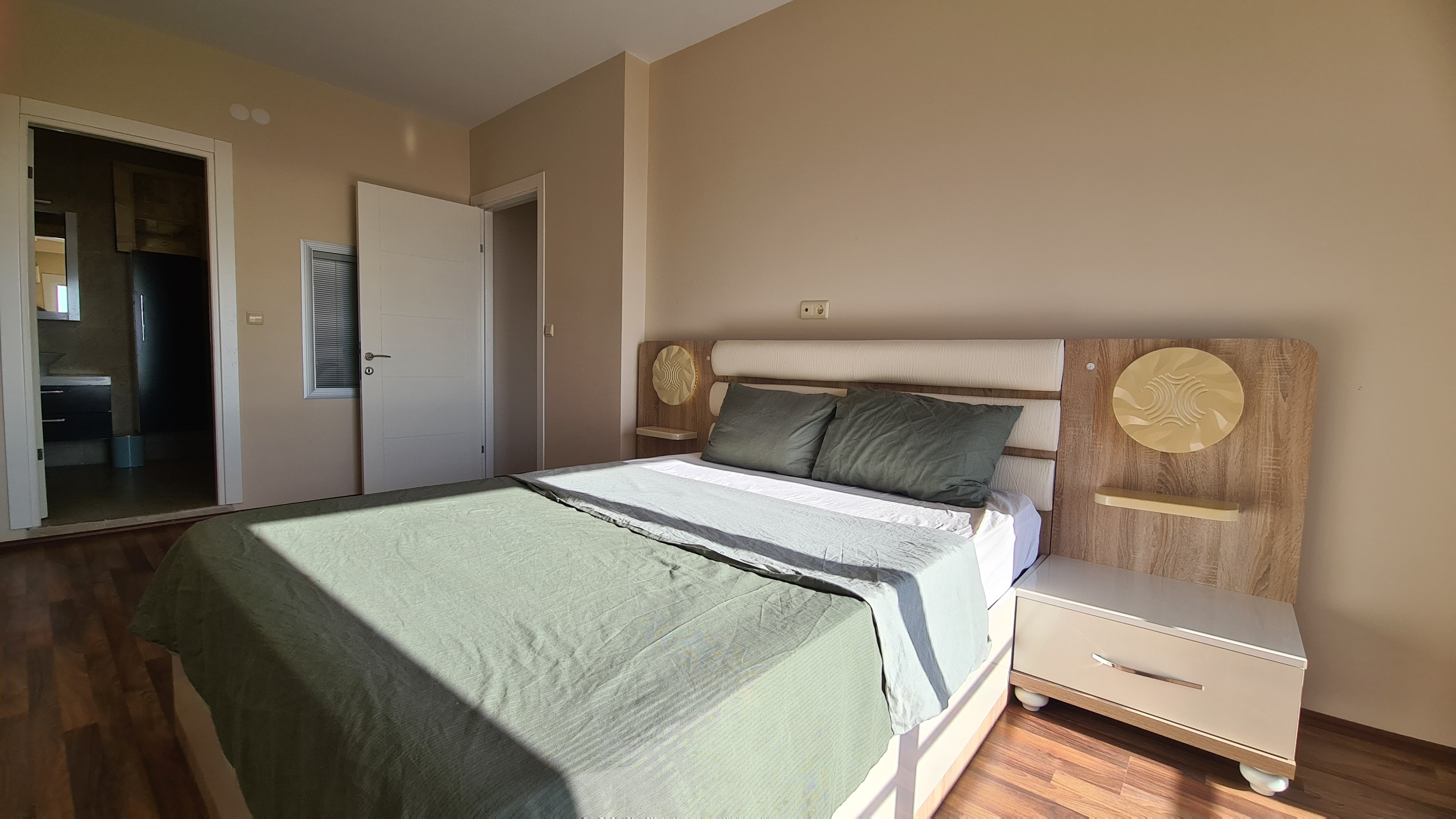 Fully furnished 3+1 flat with full sea view in the Aegean neighborhood