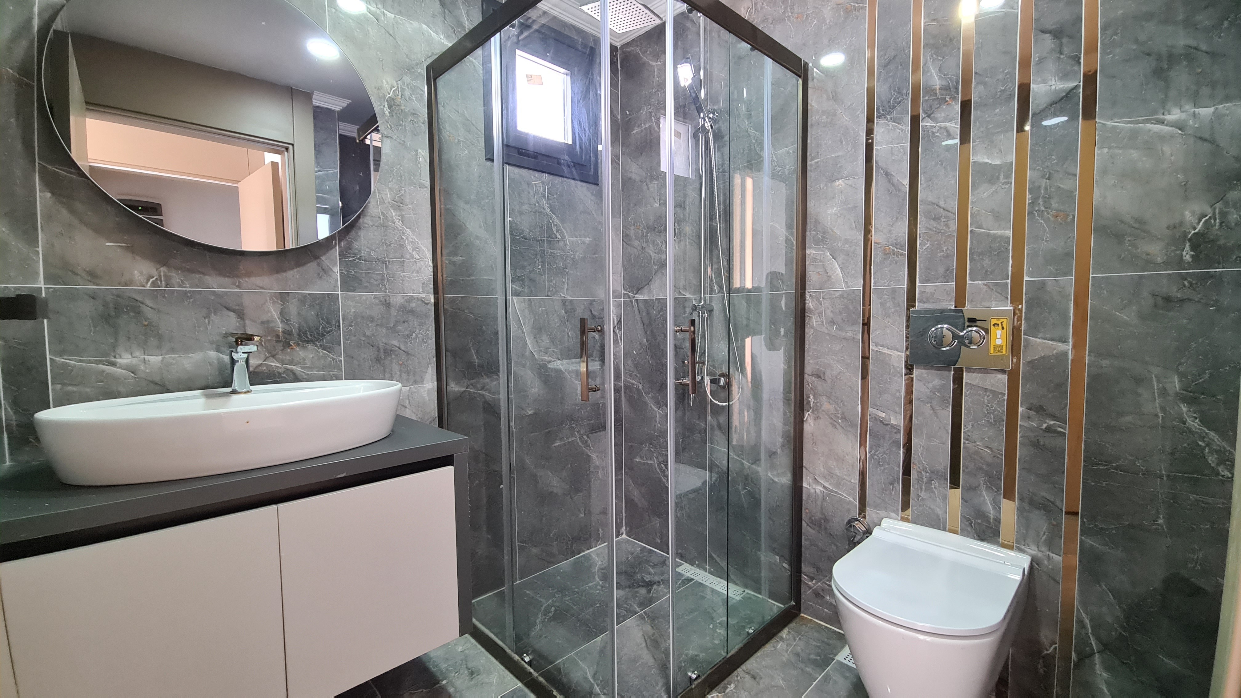 Private Villa with Private Pool Close to Long Beach and Shopping Mall