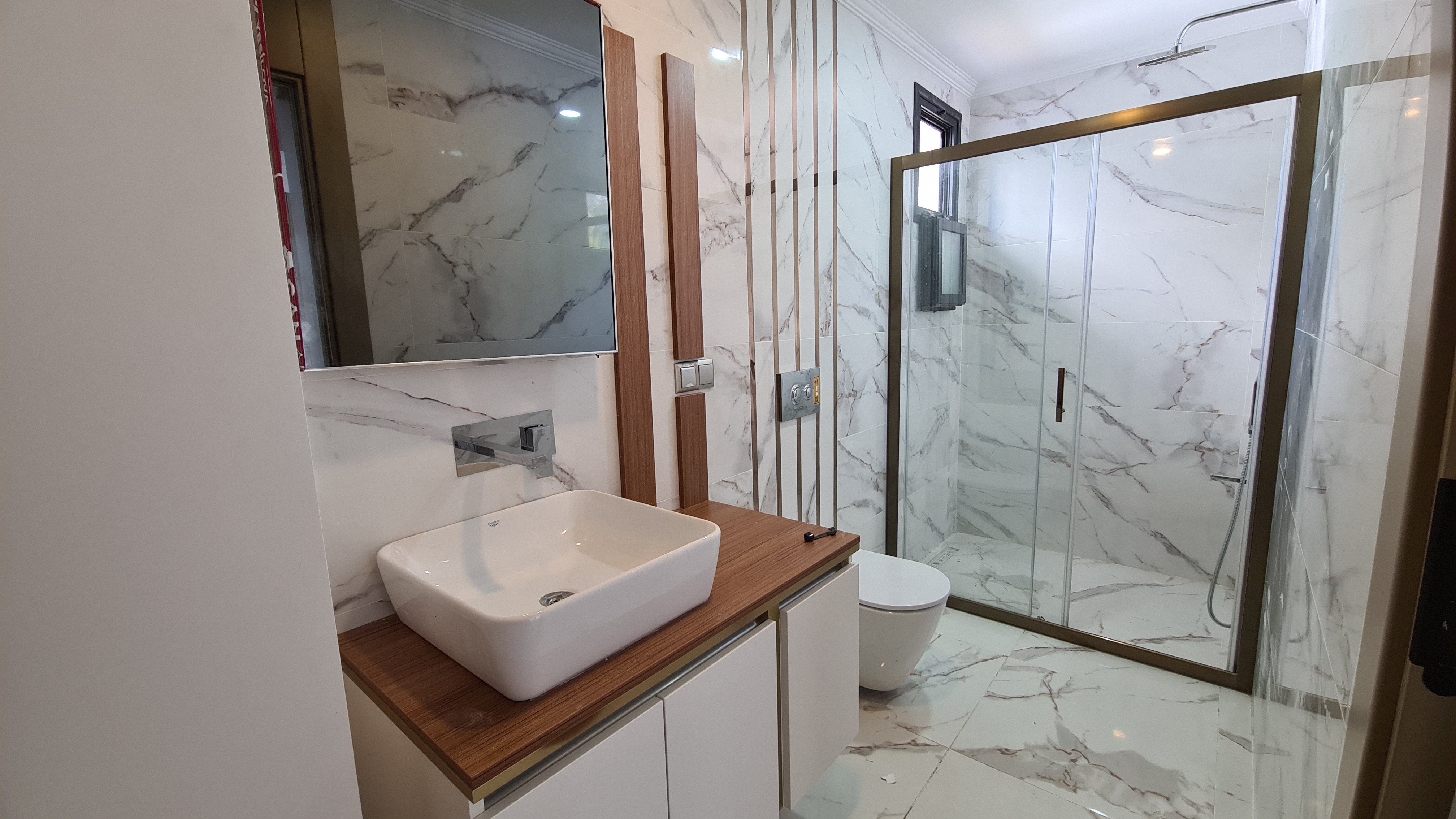 Private Villa with Private Pool Close to Long Beach and Shopping Mall