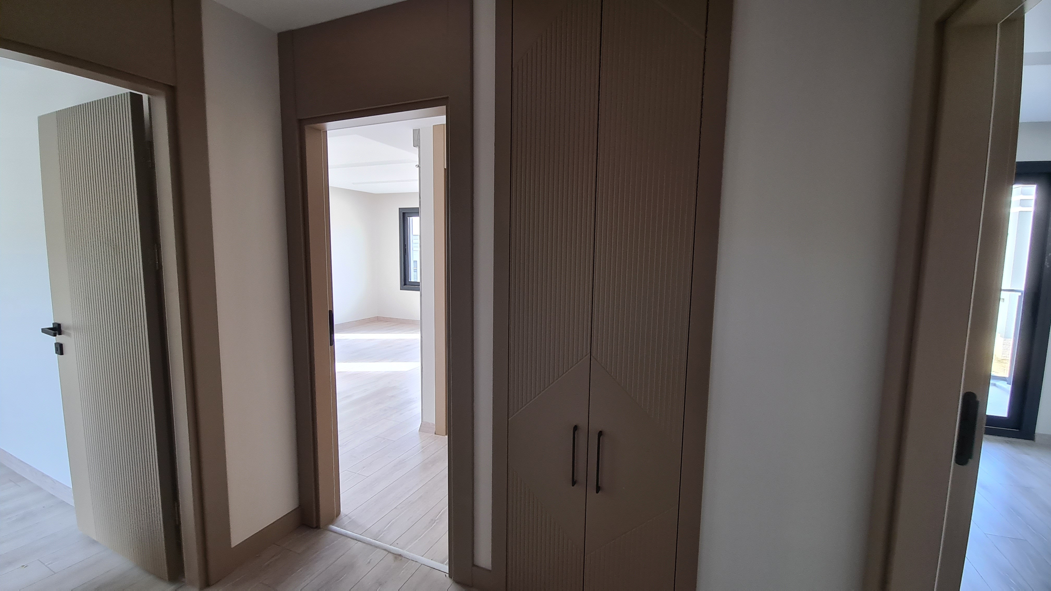 Private Villa with Private Pool Close to Long Beach and Shopping Mall