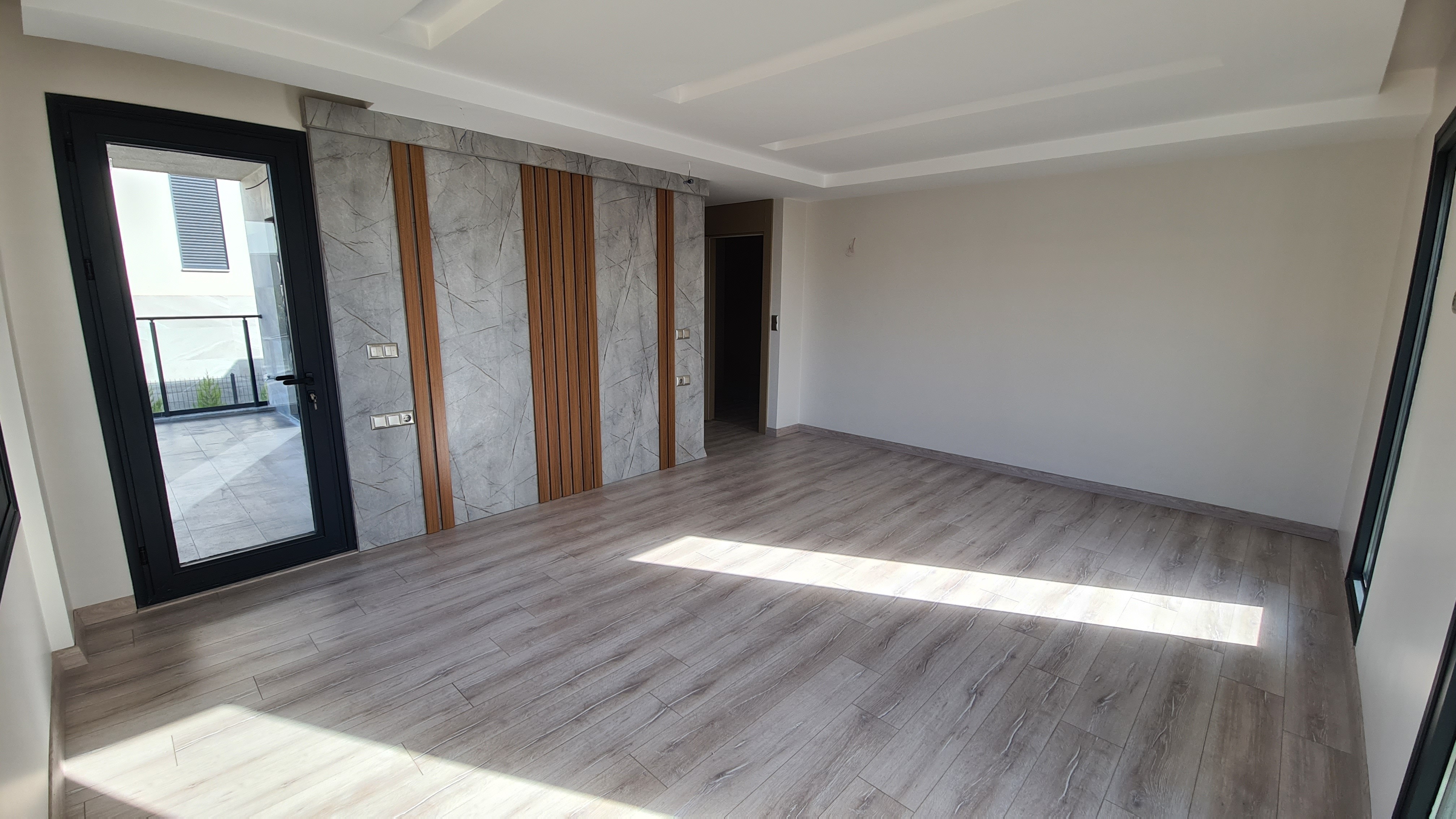 Private Villa with Private Pool Close to Long Beach and Shopping Mall