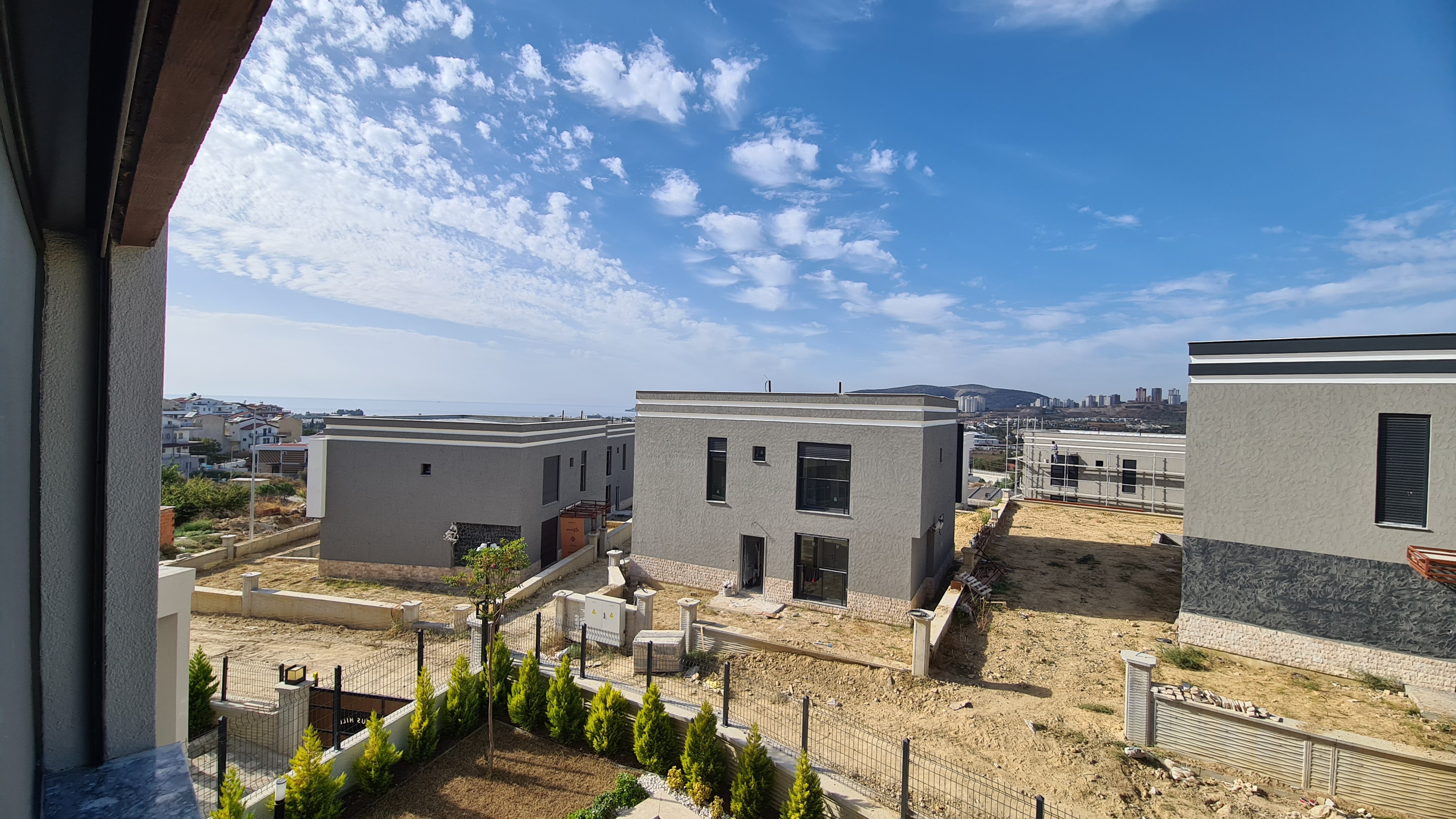 Private Villa with Private Pool Close to Long Beach and Shopping Mall