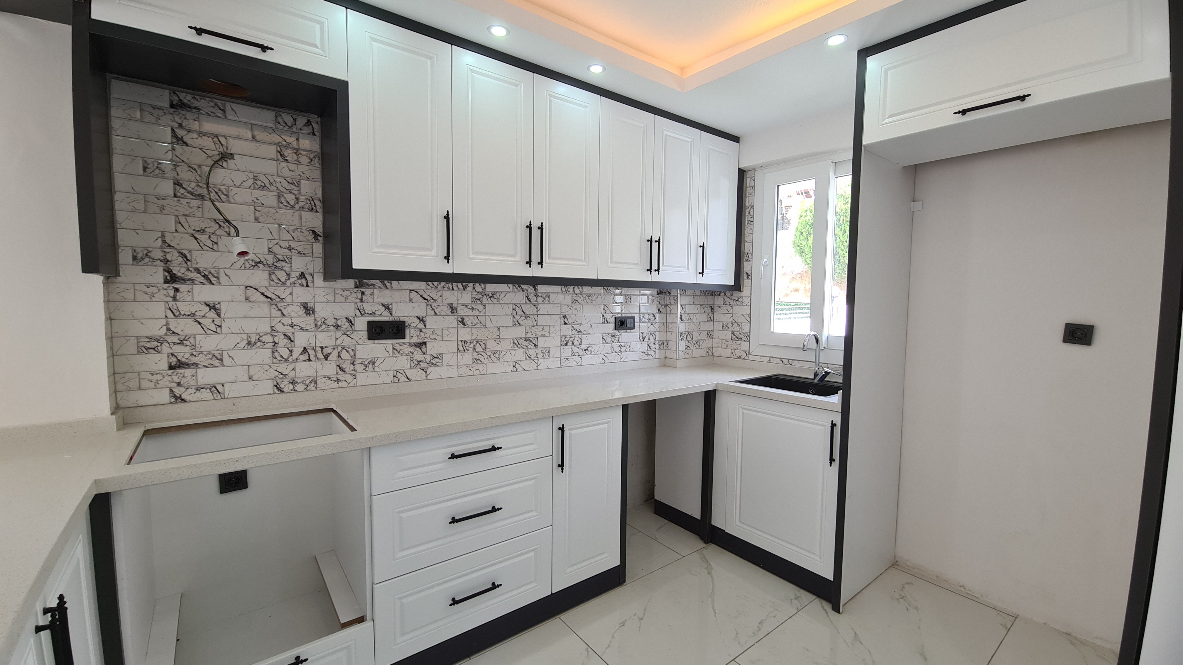 Opportunity Villa in the Marina