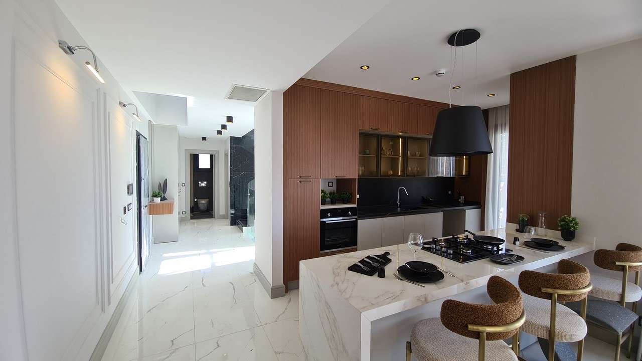 ОТДЕЛЬНАЯ ВИЛЛА С ВИДОМ НА МОРЕ В КУШАДАСЫ.