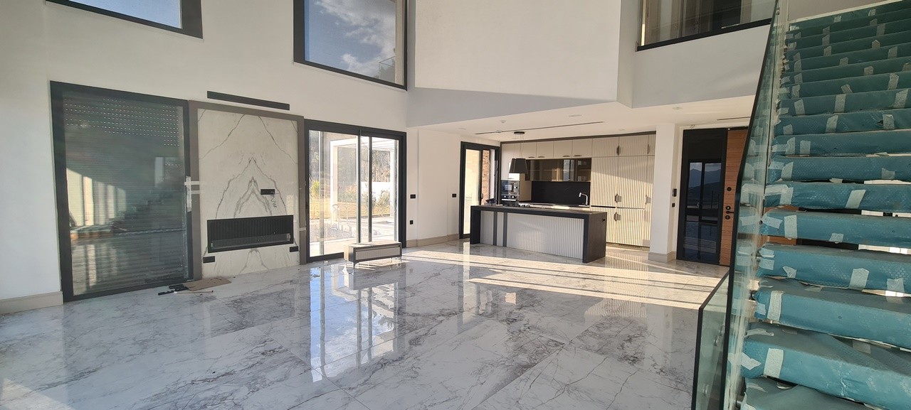 HOT OFFER ! KUSADASI MARINA PRIME LOCATION LUXURY VILLA'S PROJECT