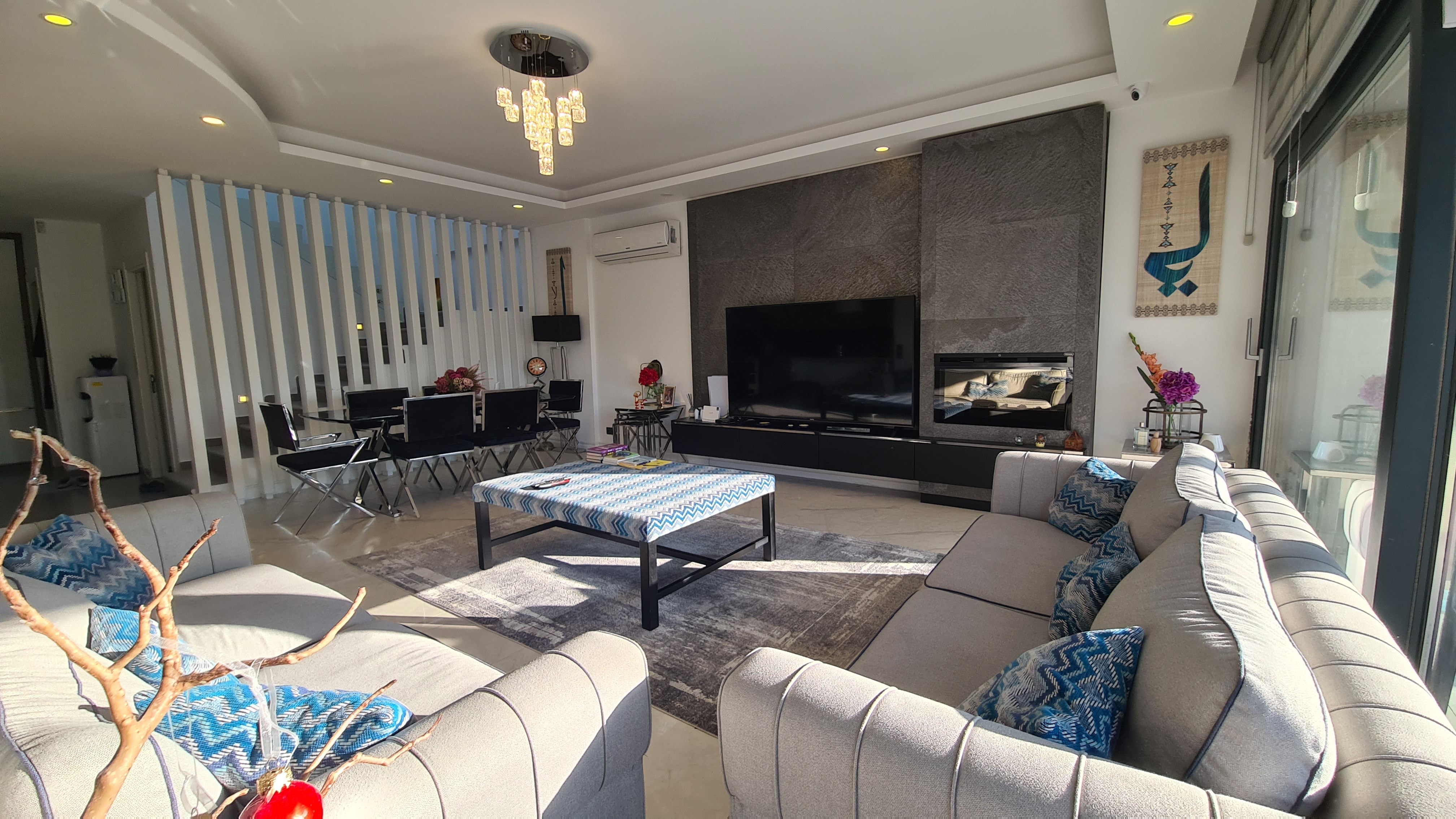 FULLY FURNISHED , 4 BEDROOM 4 BATHROOM 500 SQM PLOT