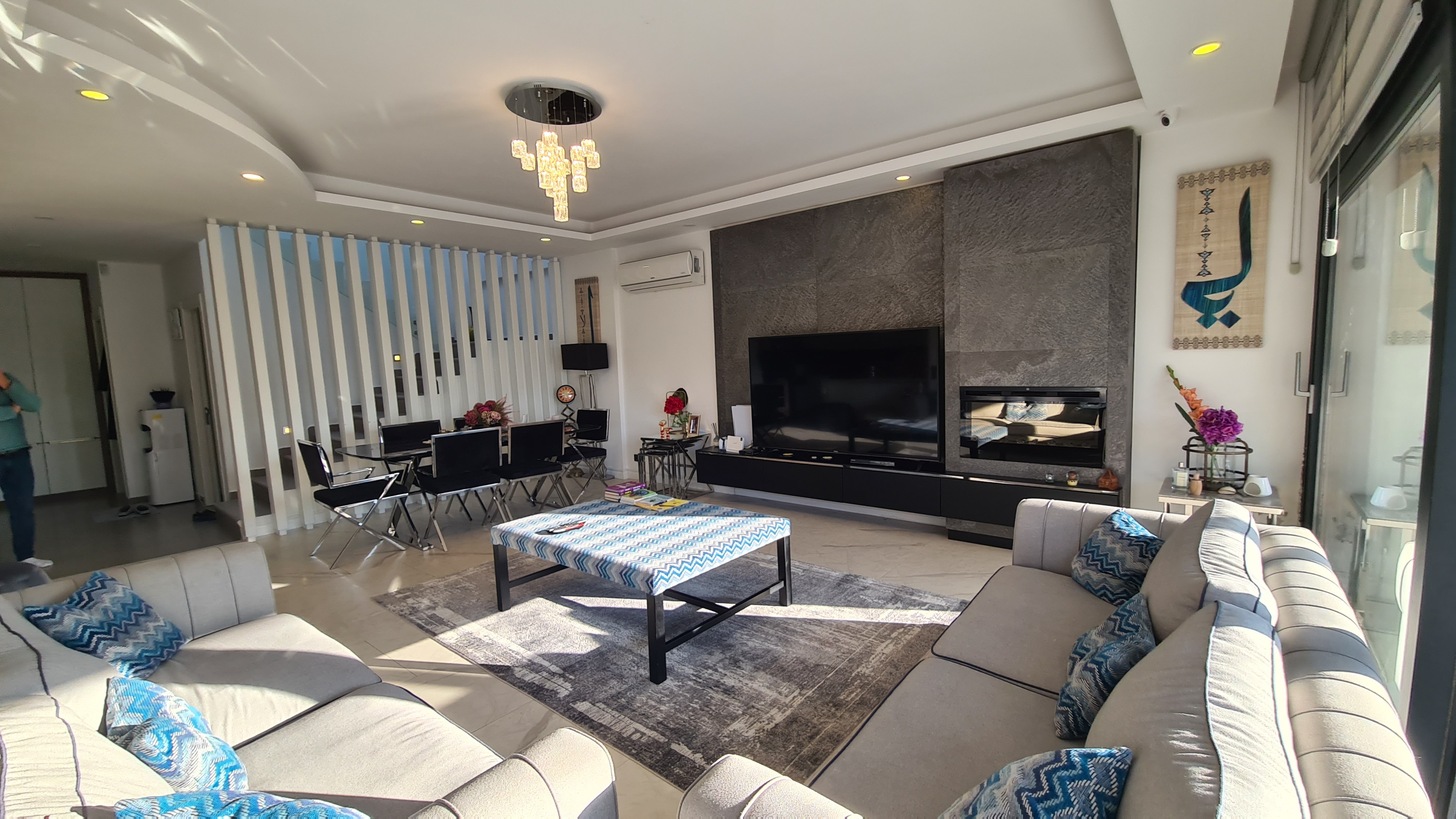 FULLY FURNISHED , 4 BEDROOM 4 BATHROOM 500 SQM PLOT