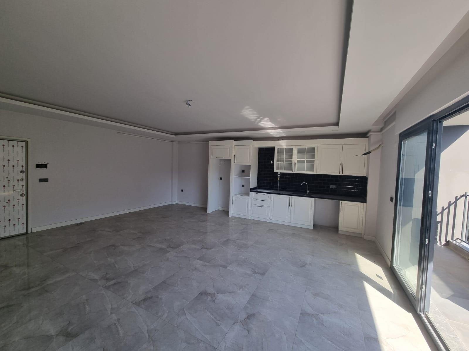 Exceptional Apartment Offering Modern Comfort and Luxury with Pool, 2 Bedrooms, and Balcony