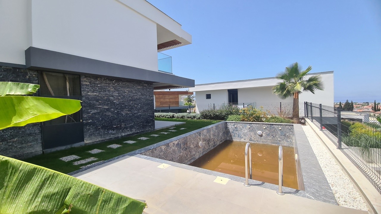 BOUTIQUE VILLA WITH PRIVATE POOL CLOSE TO THE BEACH