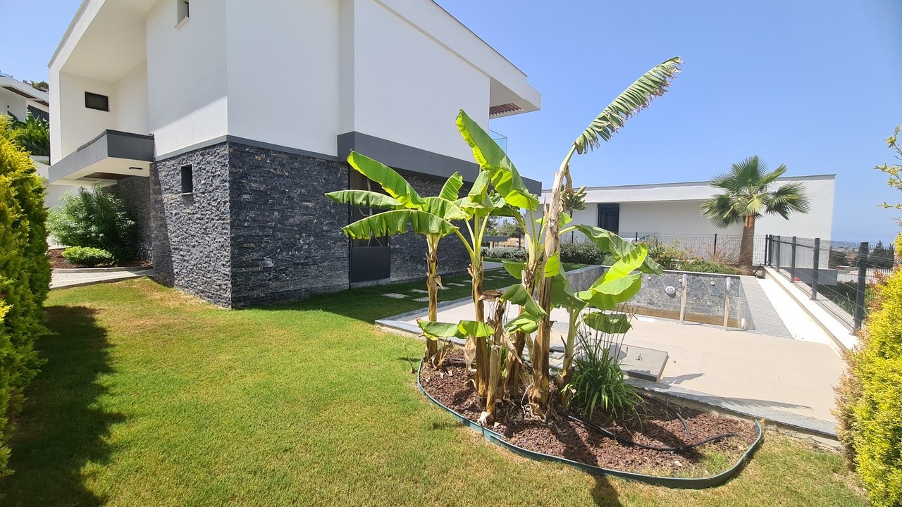 BOUTIQUE VILLA WITH PRIVATE POOL CLOSE TO THE BEACH