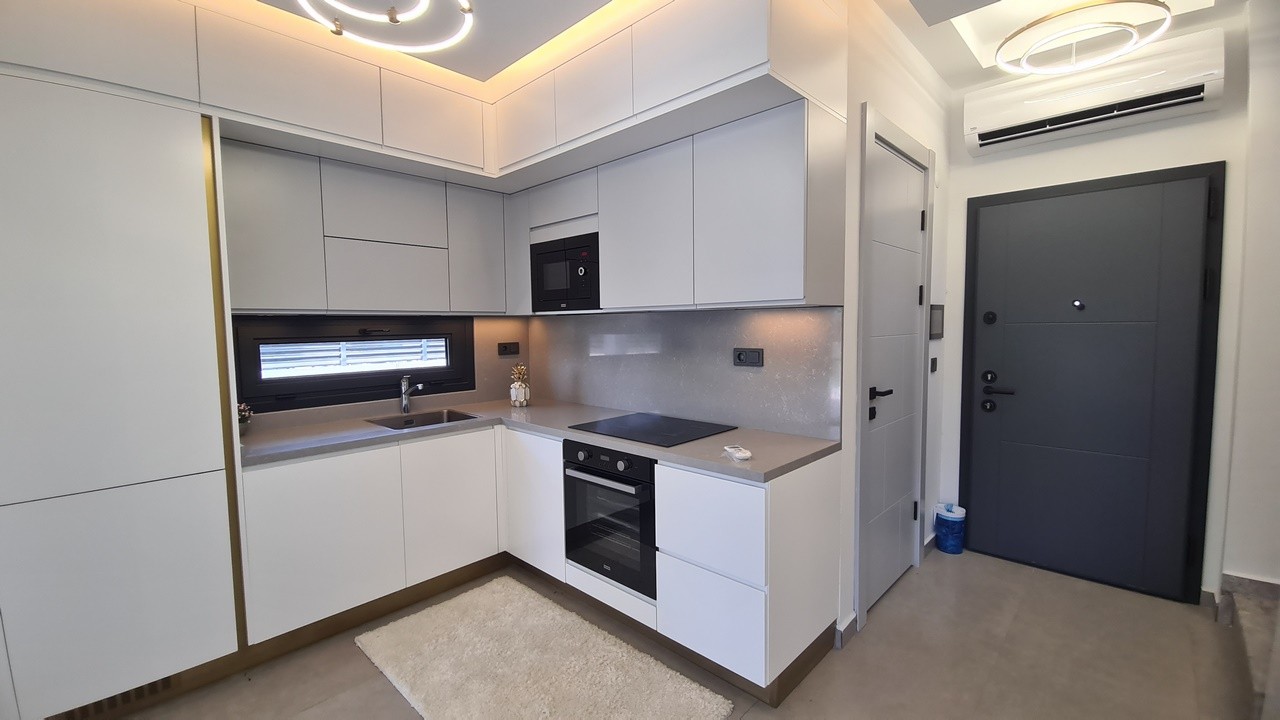 PRIVATE DETACHED VİLLA 300 SQM GARDEN IN GÜZELÇAMLI