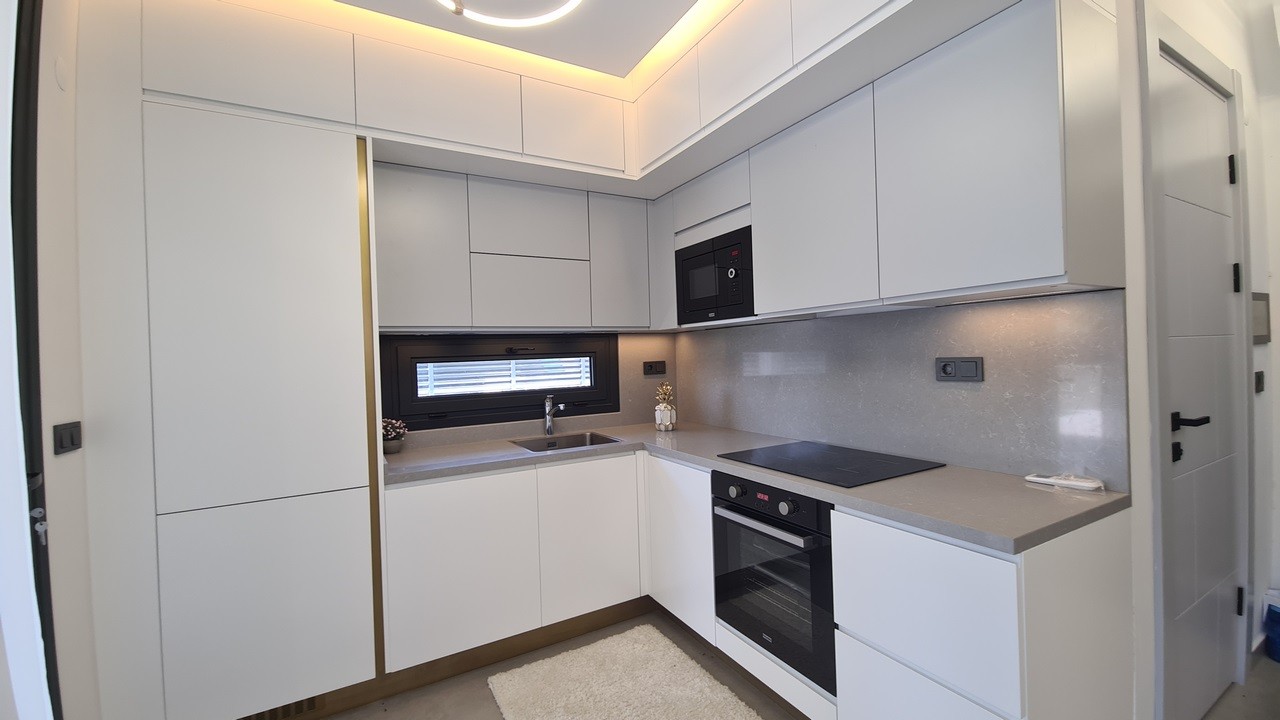 PRIVATE DETACHED VİLLA 300 SQM GARDEN IN GÜZELÇAMLI