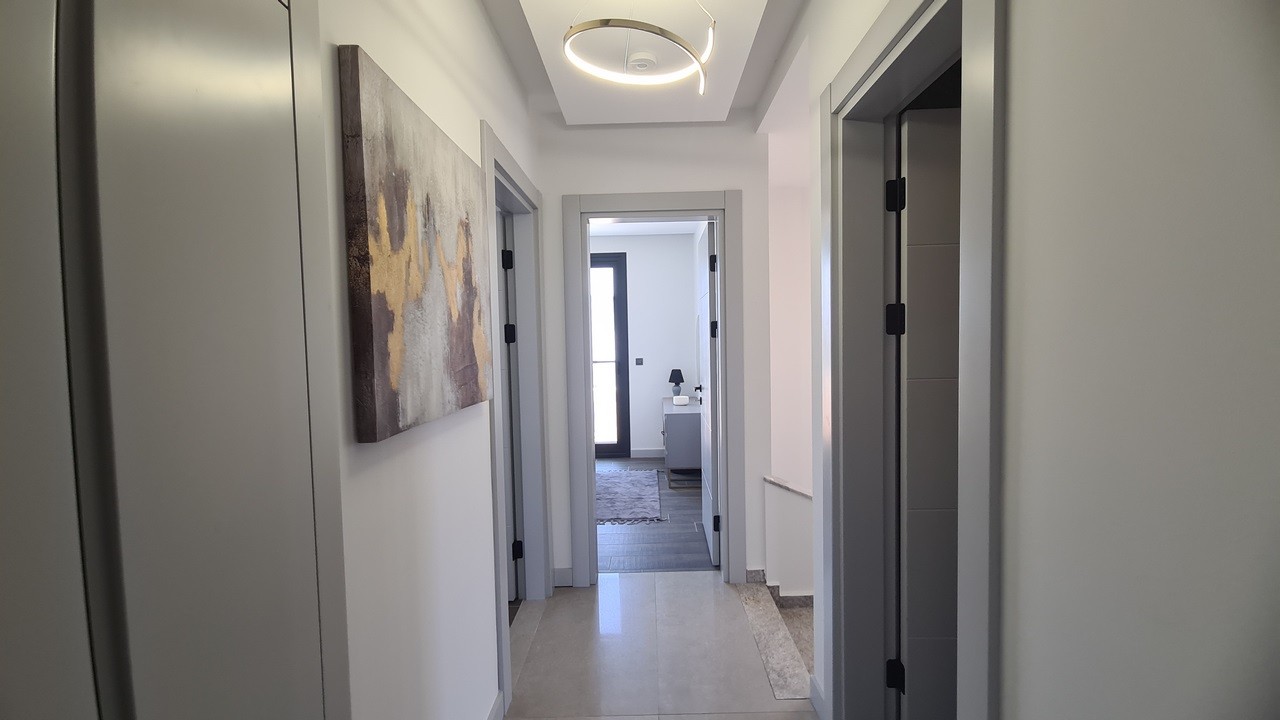 PRIVATE DETACHED VİLLA 300 SQM GARDEN IN GÜZELÇAMLI