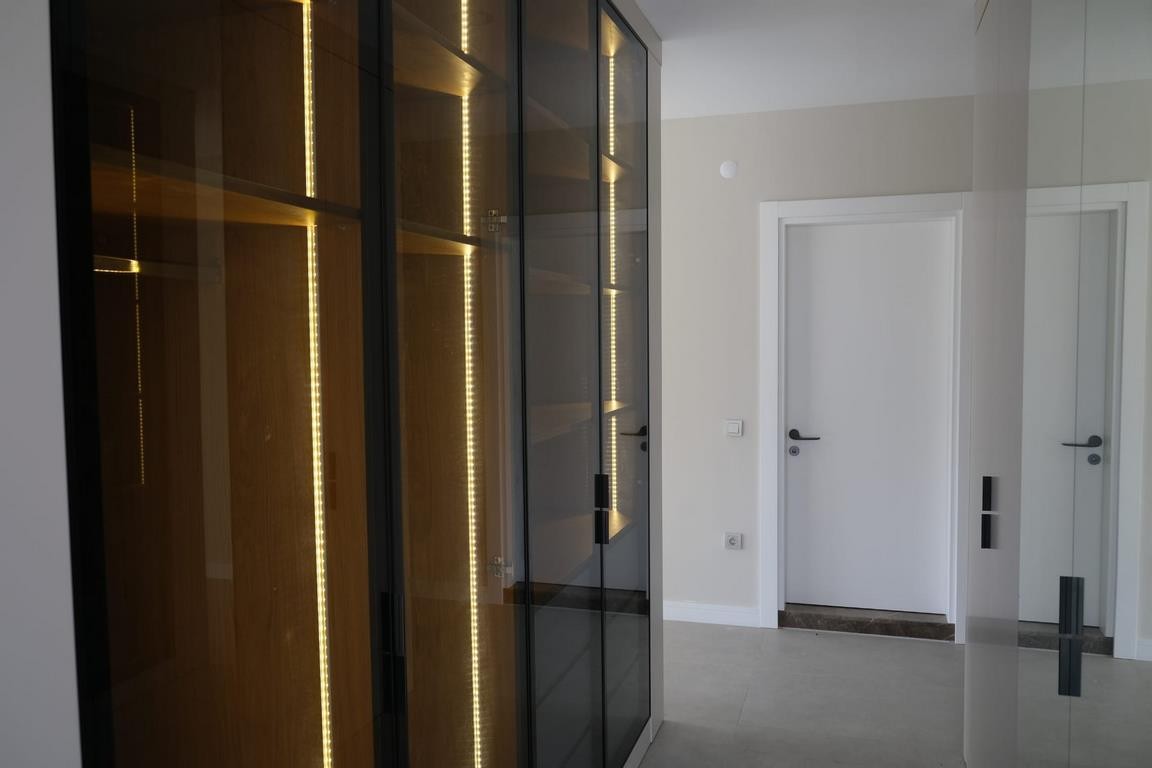 4+1 Villa with Private Pool in Ladies Beach