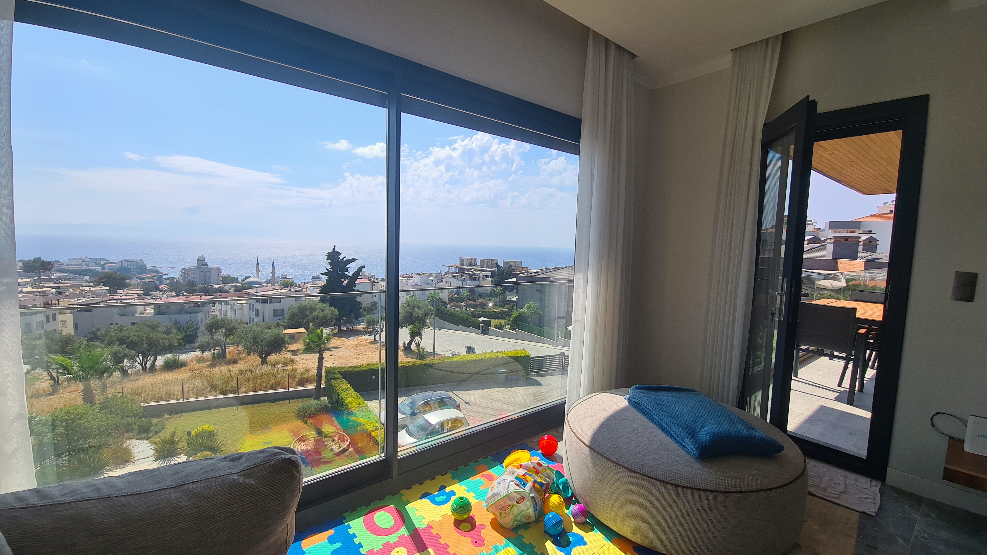 Luxury 3+1 Apartment with Full Sea View, Within Walking Distance to Ladies Beach, in a Prestigious Complex