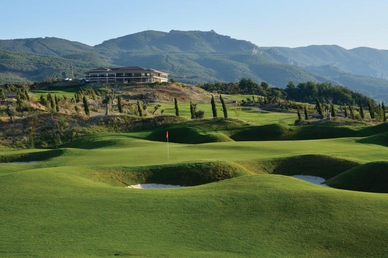 Luxury Golf Resort Spa Hotel, Opportunity with 2+1 Apartment