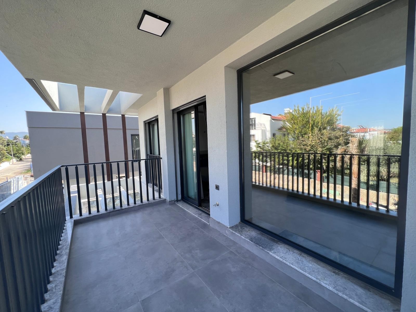 Modern Architecture 4+1 Villa in Davutlar