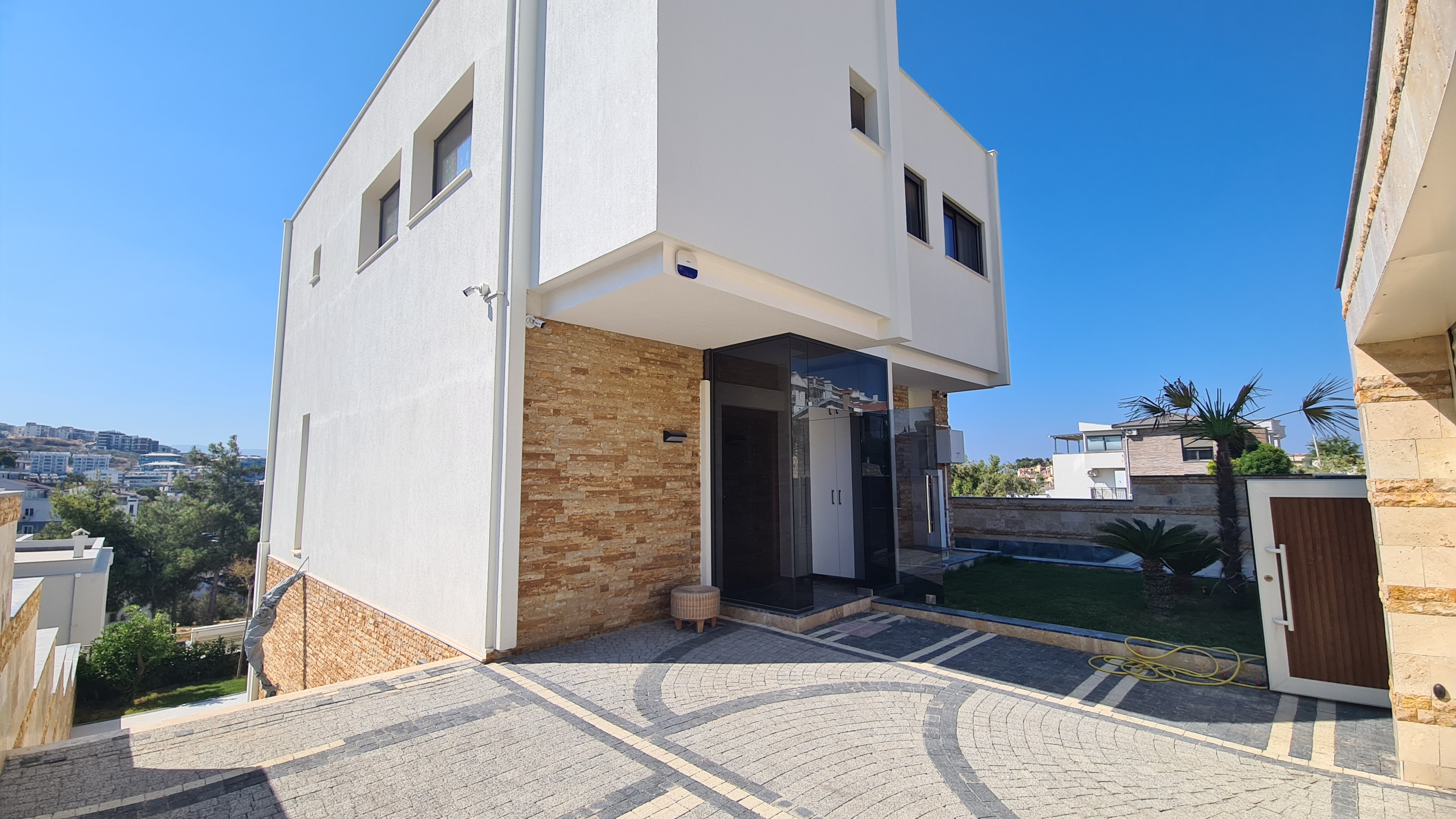 For Sale: Unique Sea-View Fully Furnished Triplex Villa, Just 500 Meters from the Beach