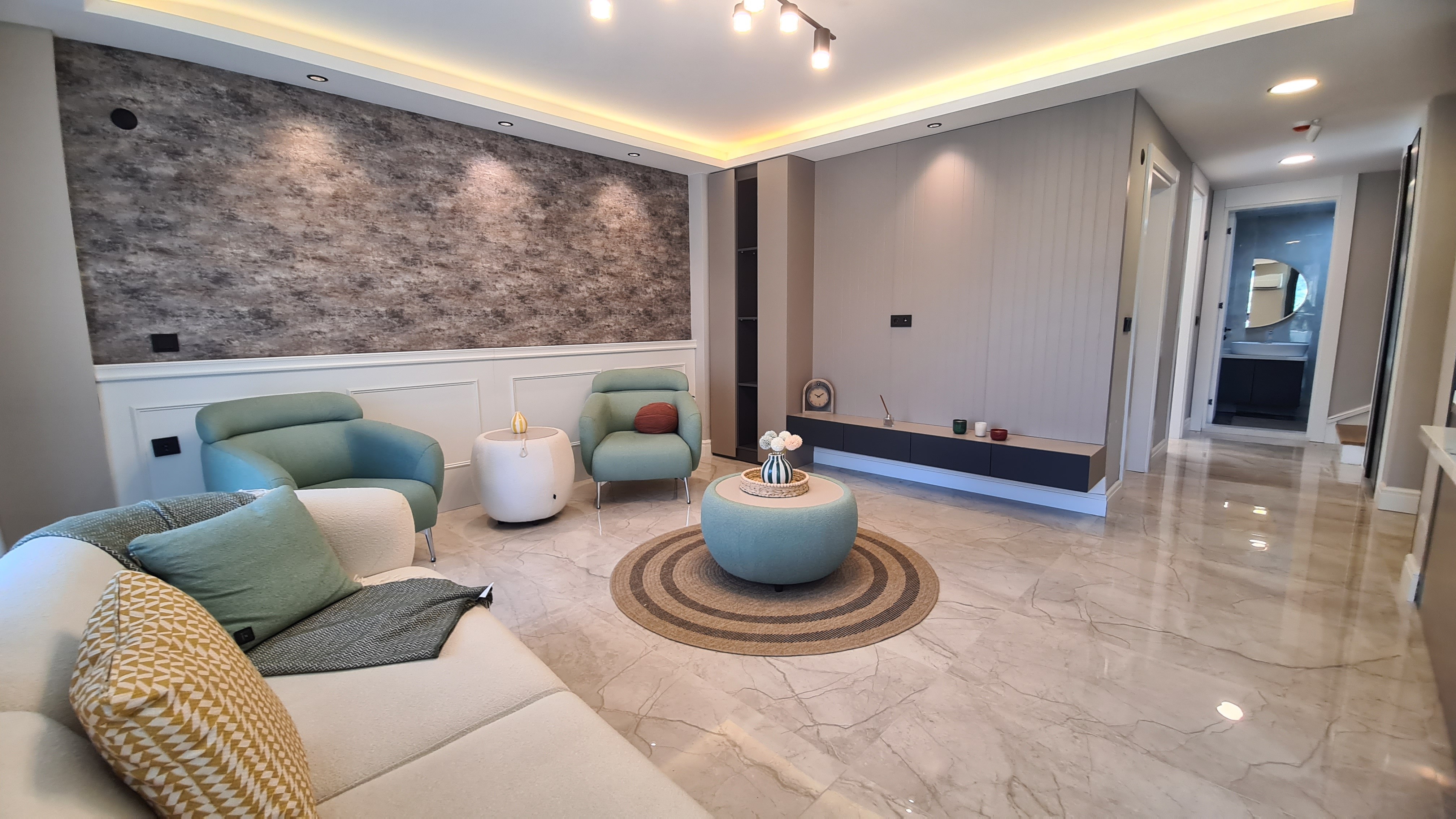 For Sale: Modern 4-Bedroom, 4-Bathroom Villa with Private Pool , Just 700 Meters from the Beach in Kuşadası