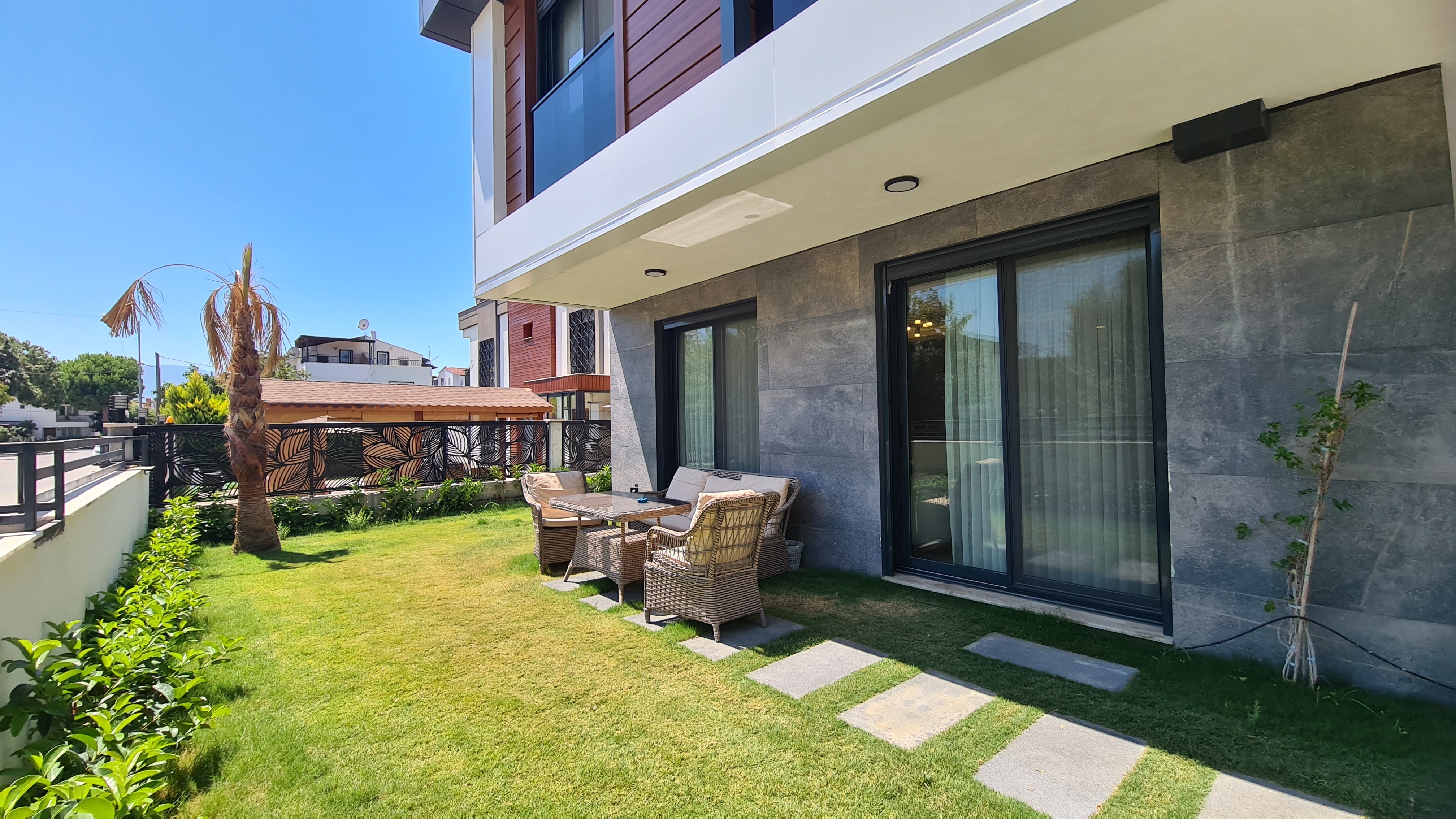 For Sale: Modern 4-Bedroom, 4-Bathroom Villa with Private Pool , Just 700 Meters from the Beach in Kuşadası