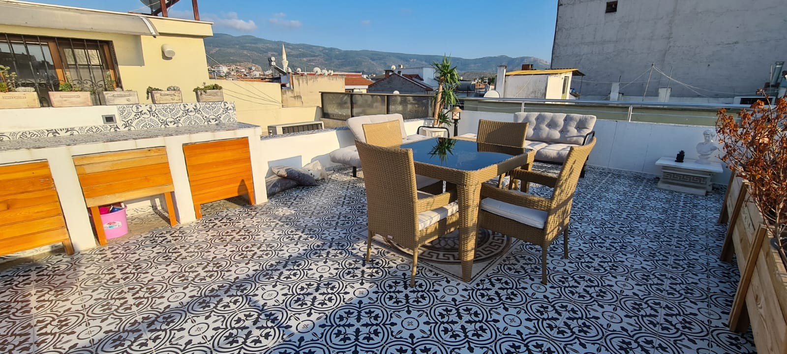 An unusual Rooftop Duplex in the very heart of Selçuk, Very Close to the Ancient City of Ephesus