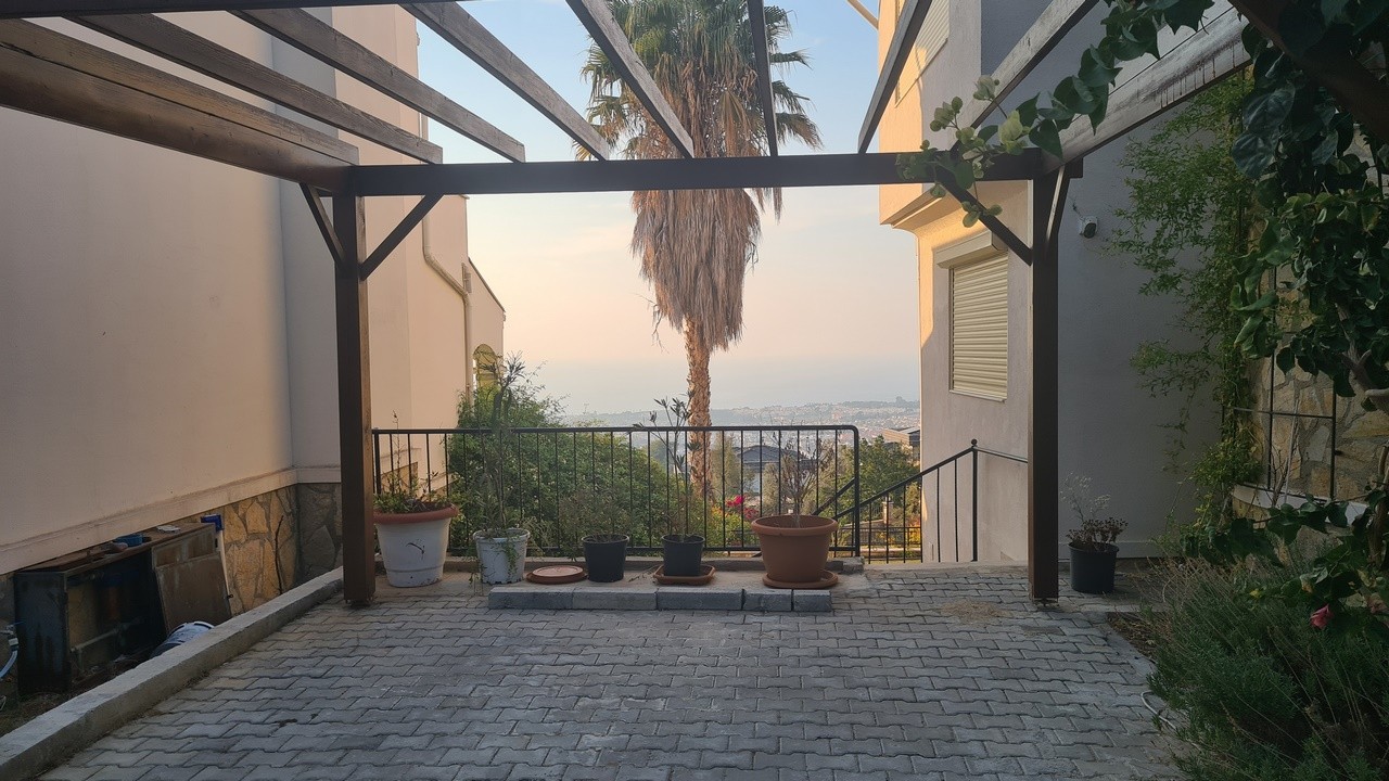 "Stunning 5-Bedroom Villa with Private Pool, Nature and Sea Views in Kuşadası Soğucak"