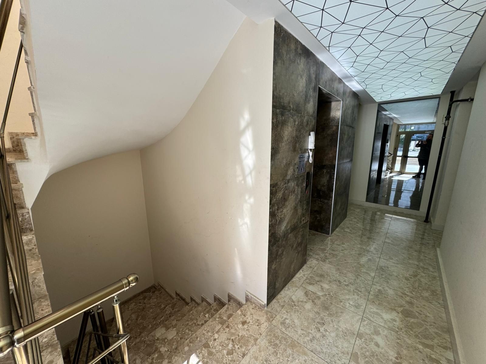 КВАРТИРА 1+1 В ЦЕНТРЕ ГОРОДА КУШАДАСЫ.