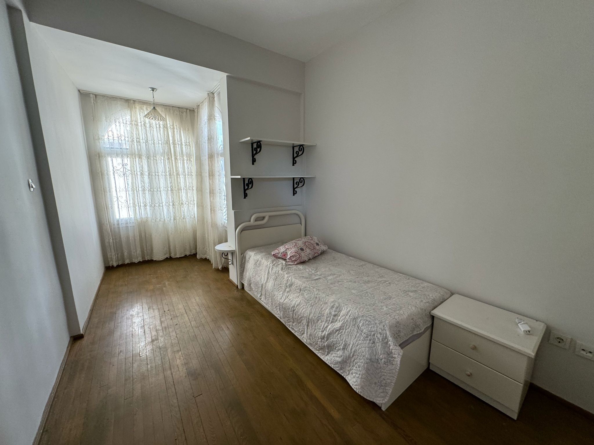 4-Bedroom Sea View Villa in a Prestigious Site, Walking Distance to the Beach and Town Center