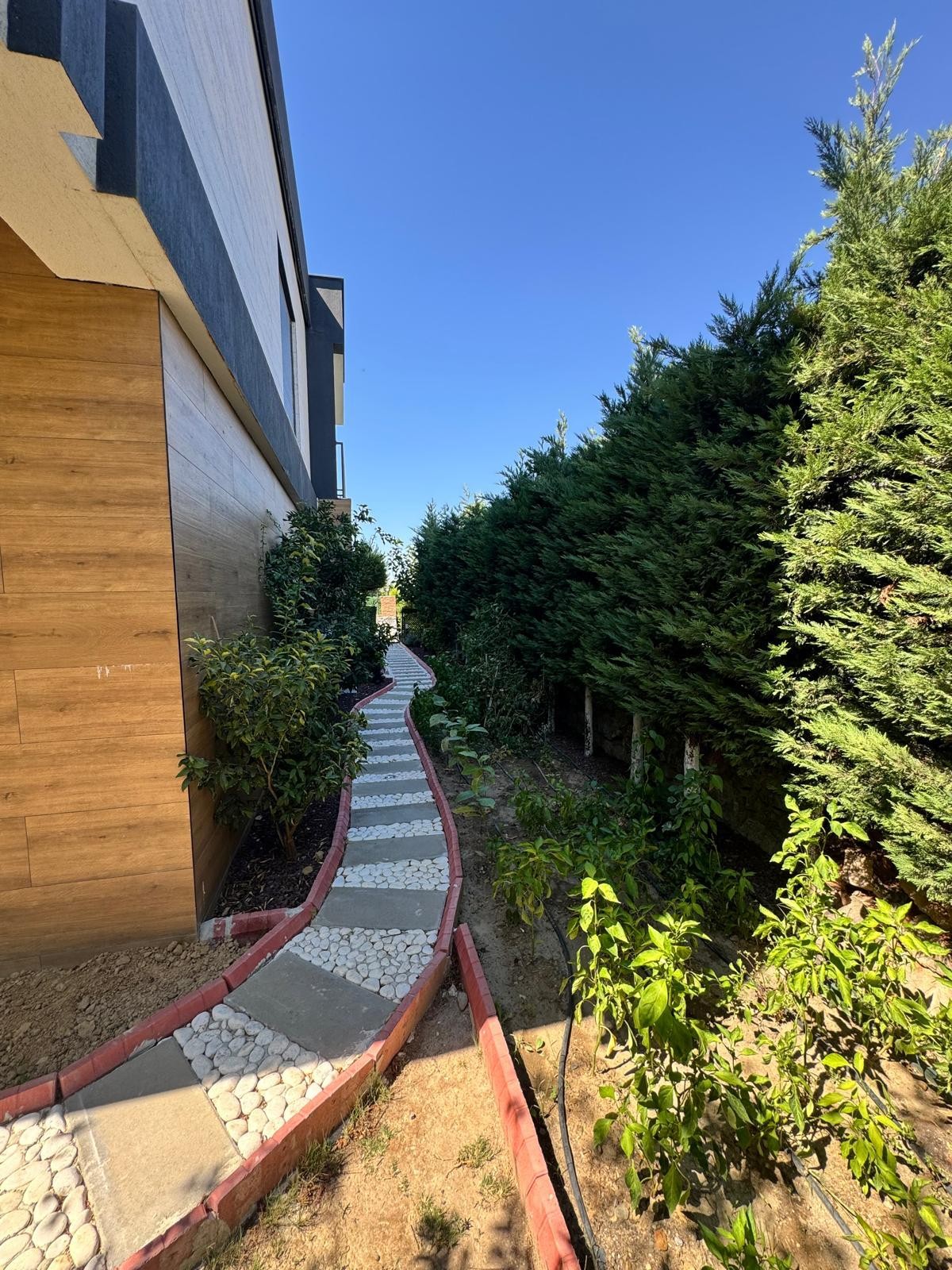 Private Pool, Full Privacy, Fully Furnished 4+1 Villa – In a Boutique Complex!