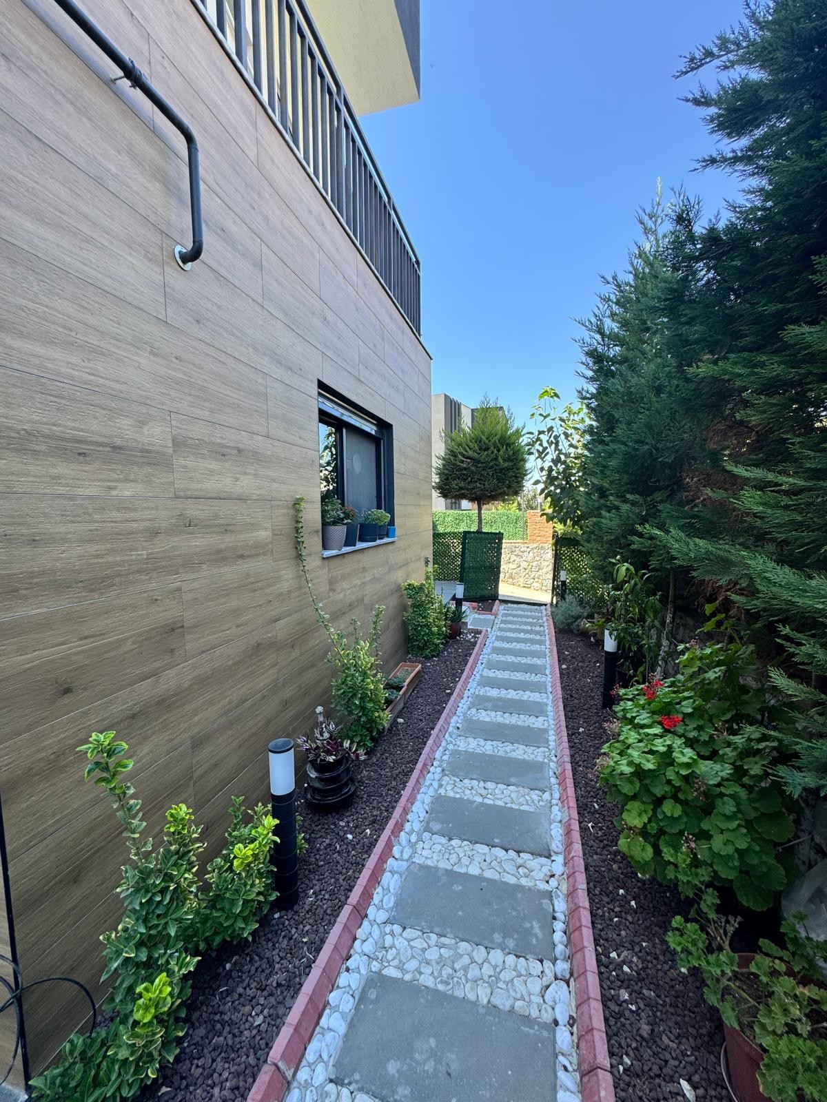 Private Pool, Full Privacy, Fully Furnished 4+1 Villa – In a Boutique Complex!