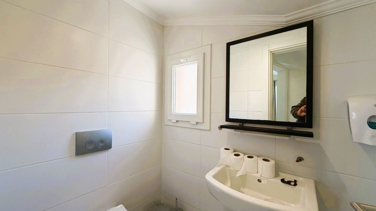 2 Bed Furnished Penthouse Apartment in Golf & Spa Resort in Kusadasi