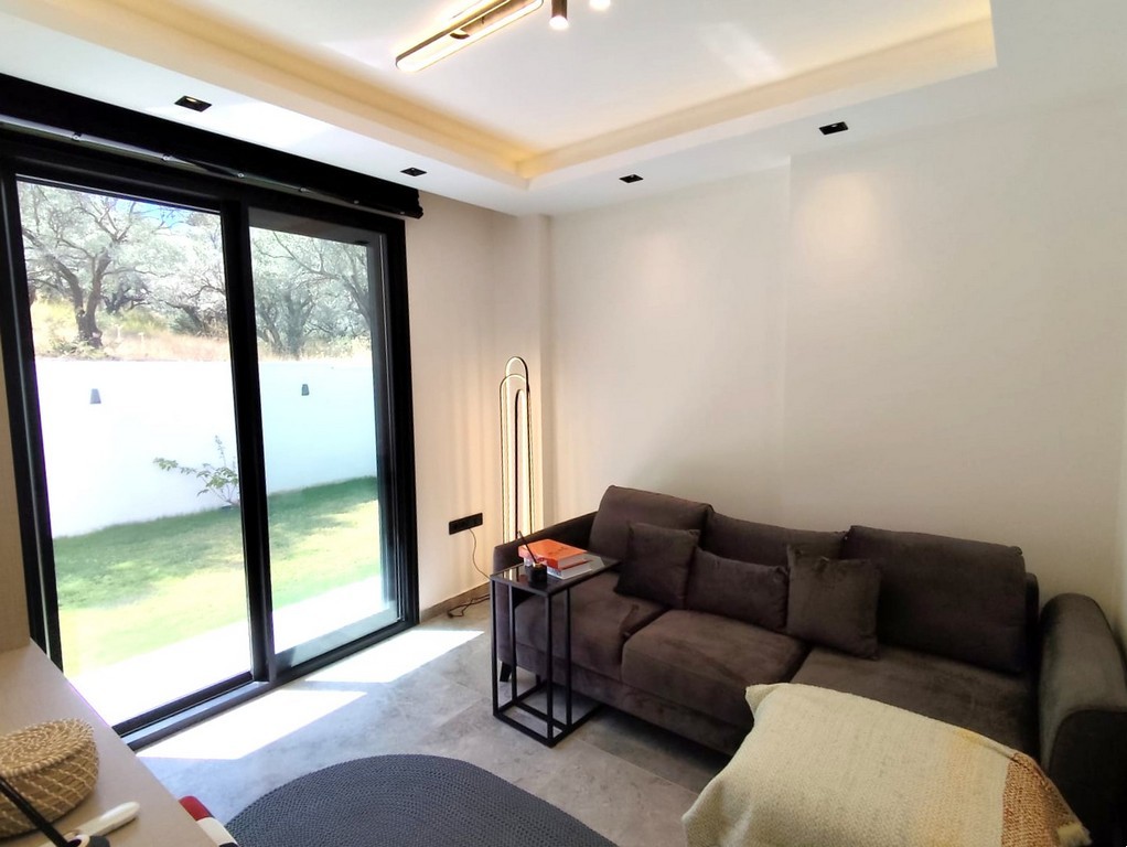 A Peaceful Villa Surrounded by Clean Air and Nature in Davutlar, Kuşadası